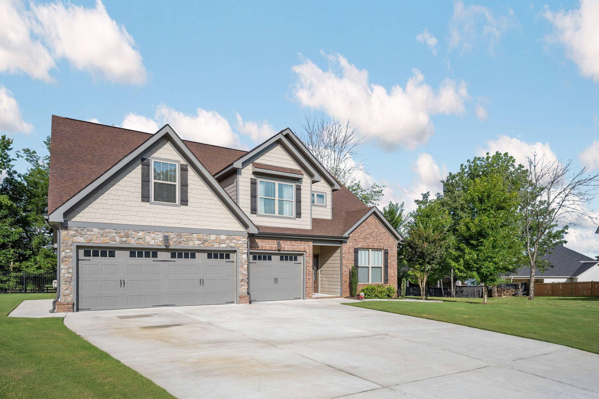 Ooltewah, TN 37363,7226 Greenmont CIR