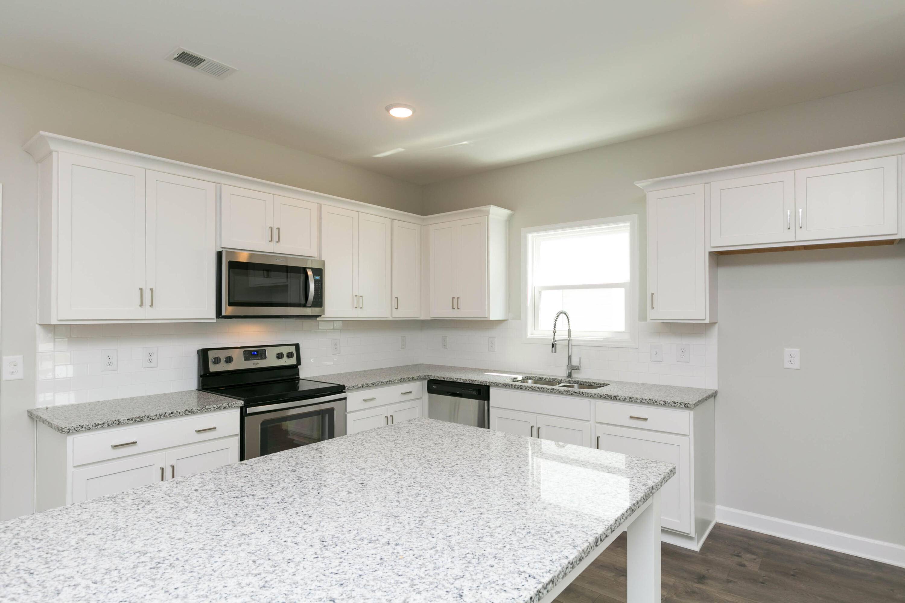 Chattanooga, TN 37404,1624 Cotton WAY