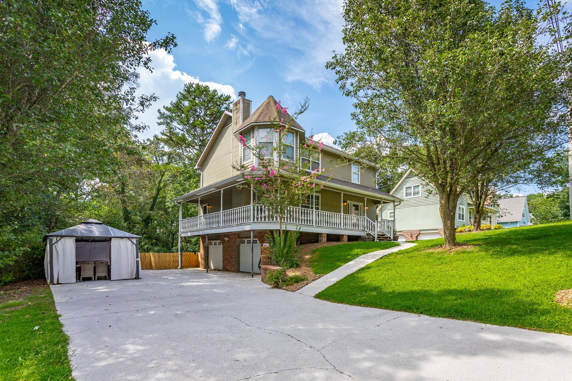 Soddy Daisy, TN 37379,2028 Port Royal DR