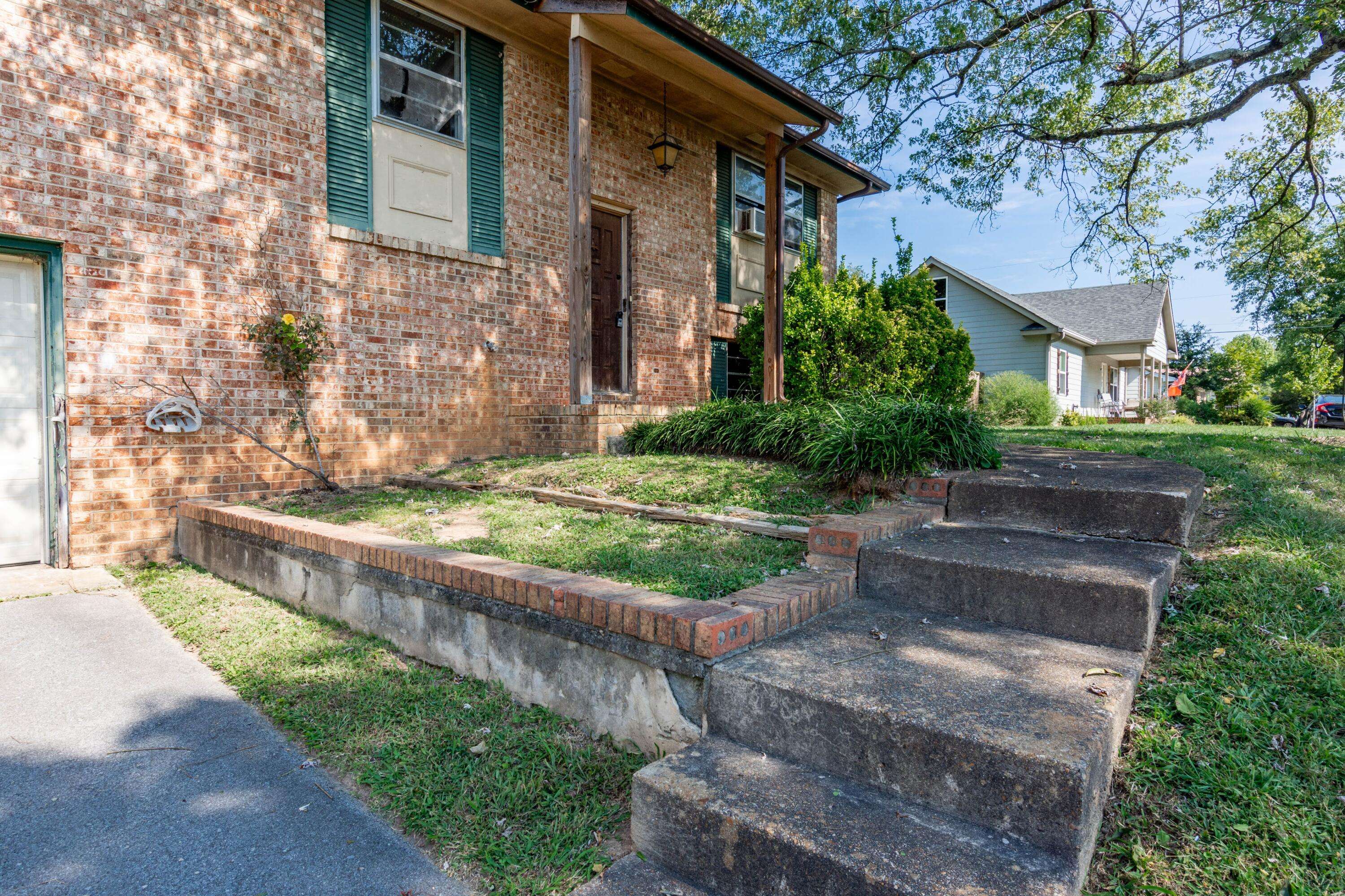 Hixson, TN 37343,7005 Sterling RD