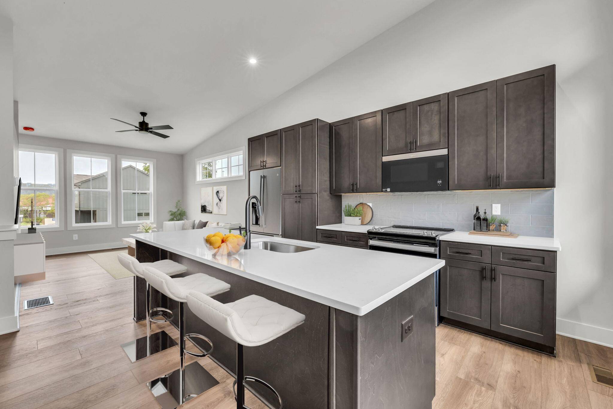 Chattanooga, TN 37405,574 Pacesetter PL