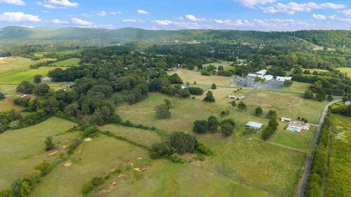 Charleston, TN 37310,0 Moore RD