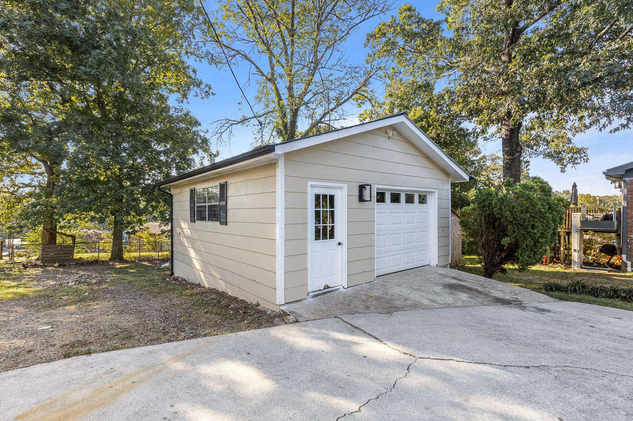 Rossville, GA 30741,710 Mission Ridge RD