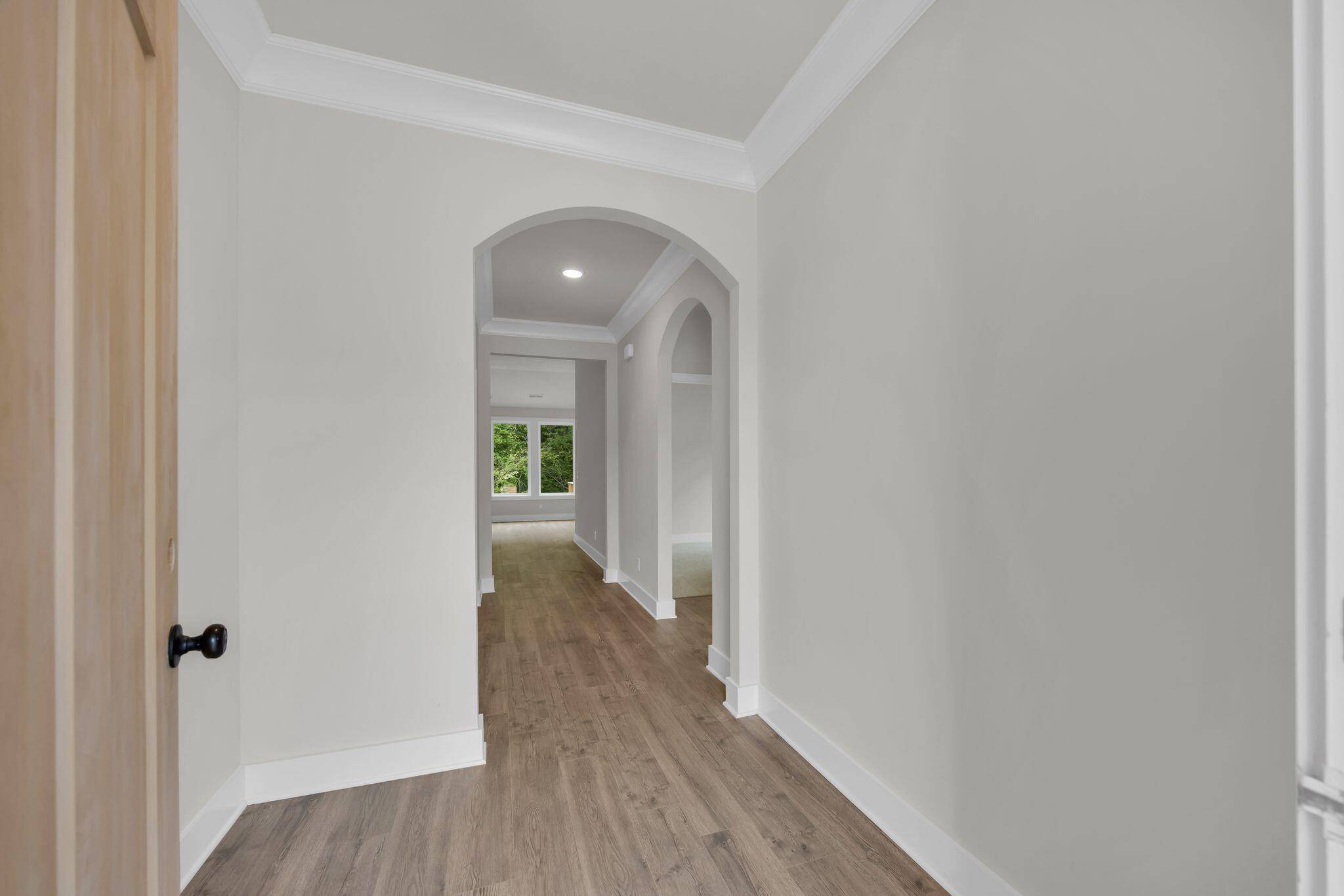 Chattanooga, TN 37421,8545 Ari LN