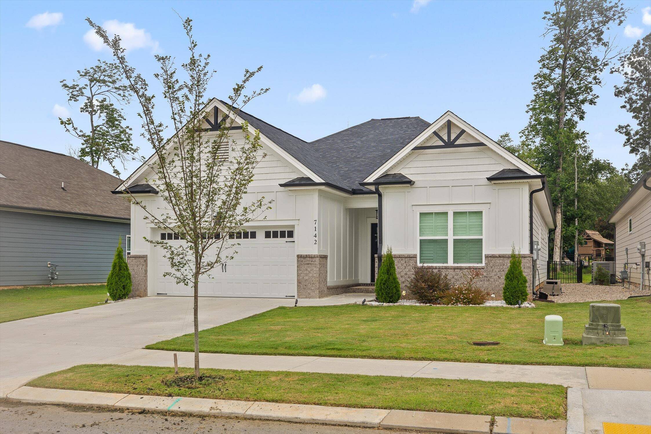 Ooltewah, TN 37363,7142 Tailgate Lp