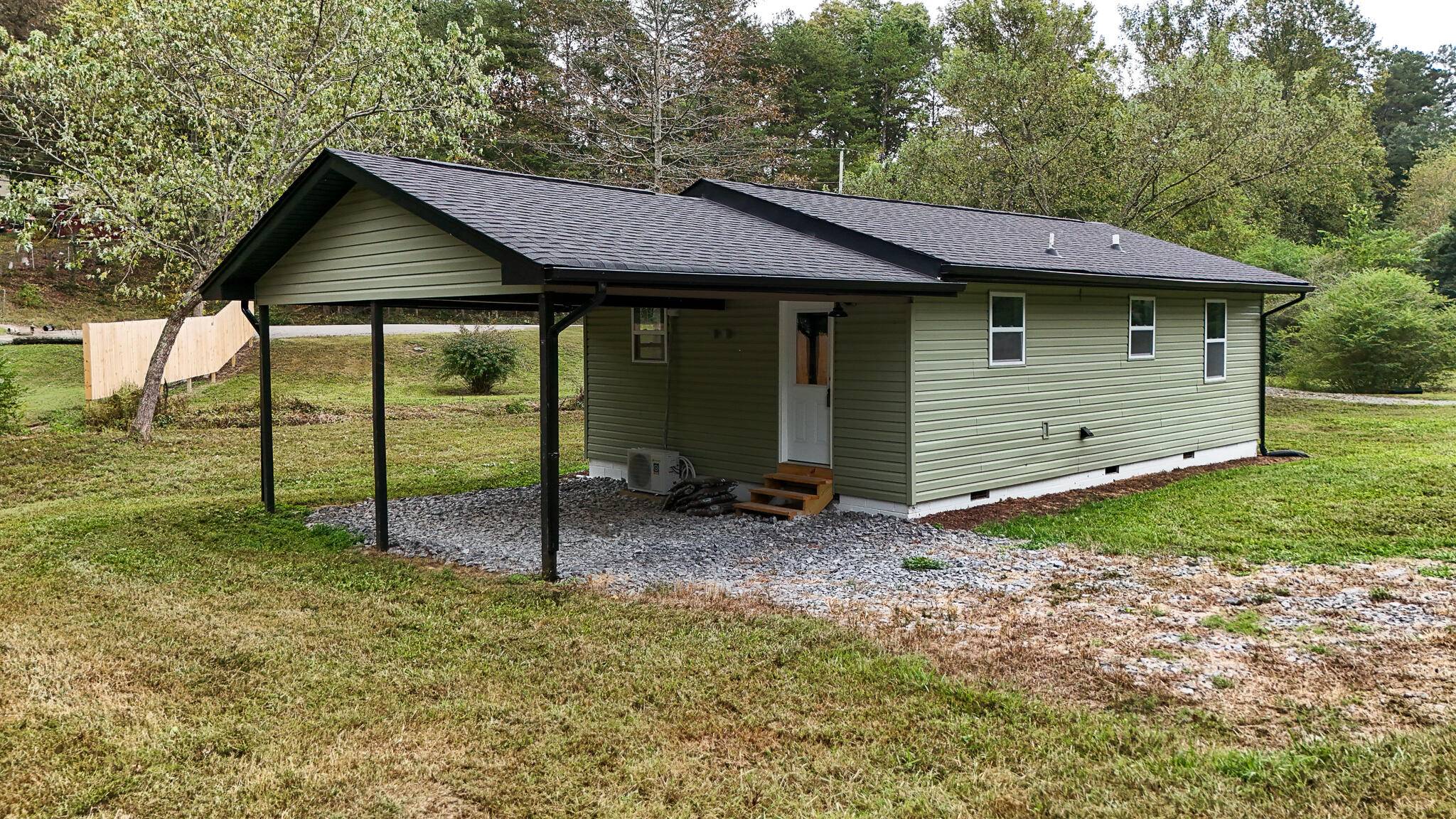 Soddy Daisy, TN 37379,13789 Bretton DR