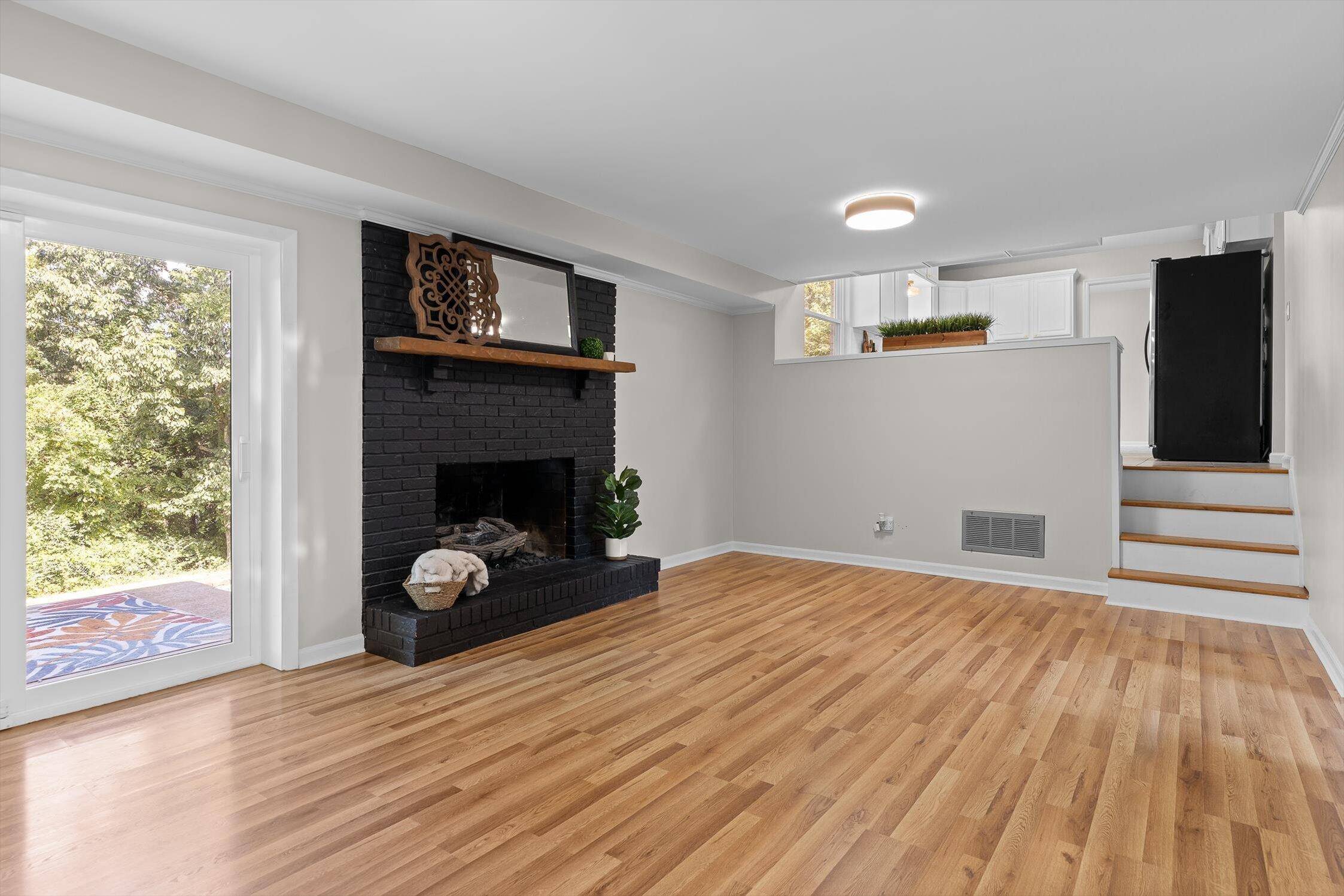 Chattanooga, TN 37421,143 Rolling Ridge DR