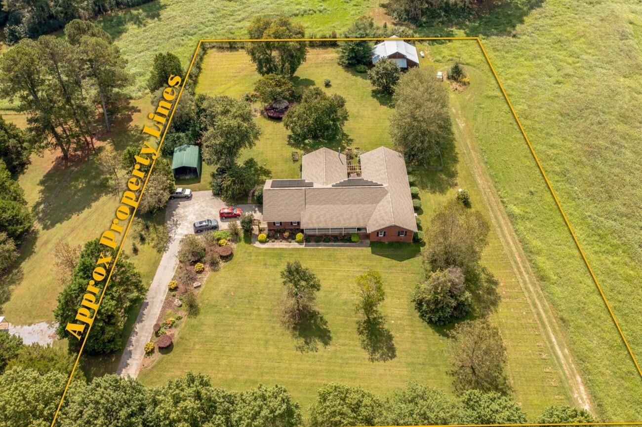 Calhoun, GA 30701,272 Fairview RD