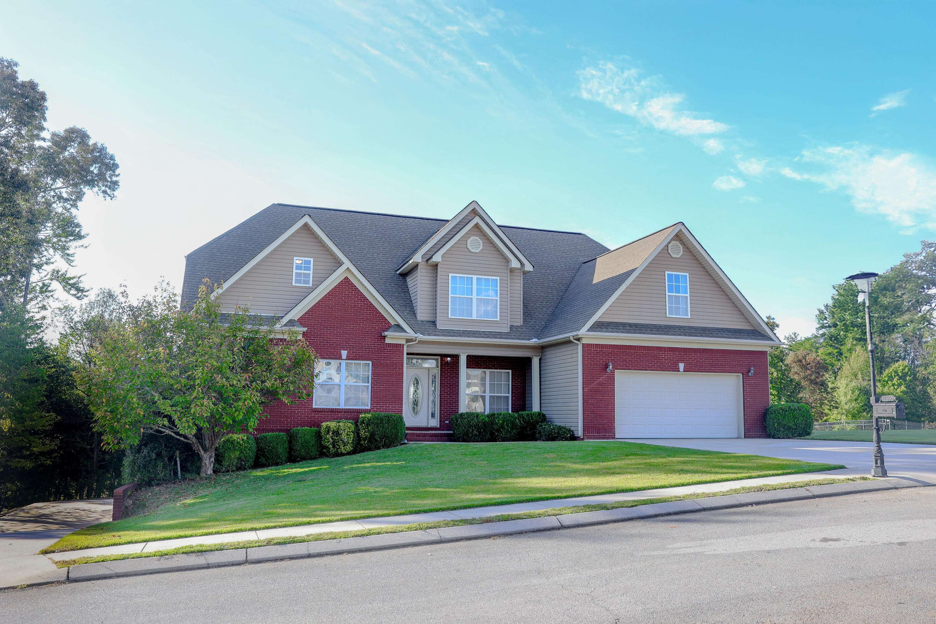 Soddy Daisy, TN 37379,12395 Nee Cee DR