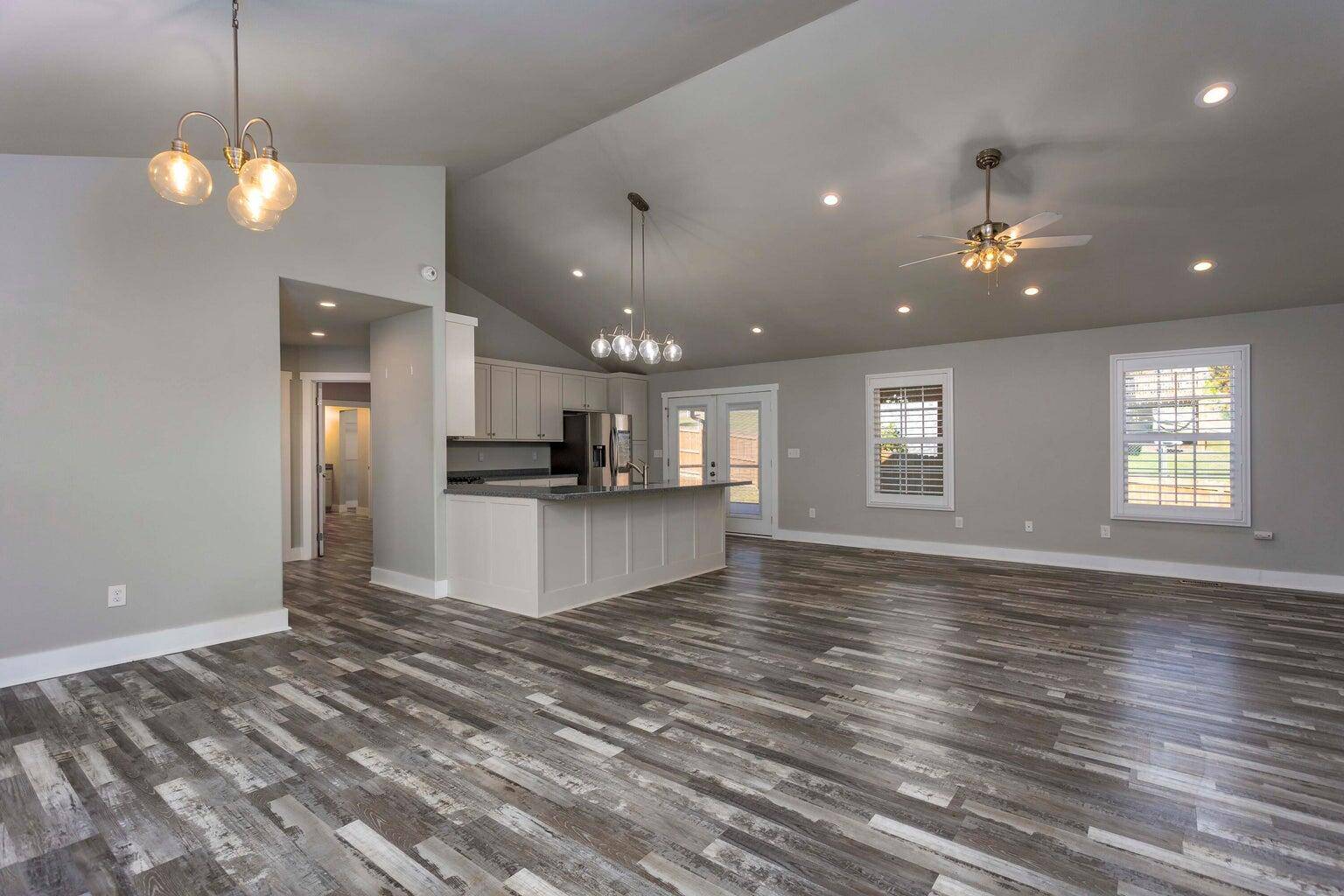 Dayton, TN 37321,124 Pine Ridge DR