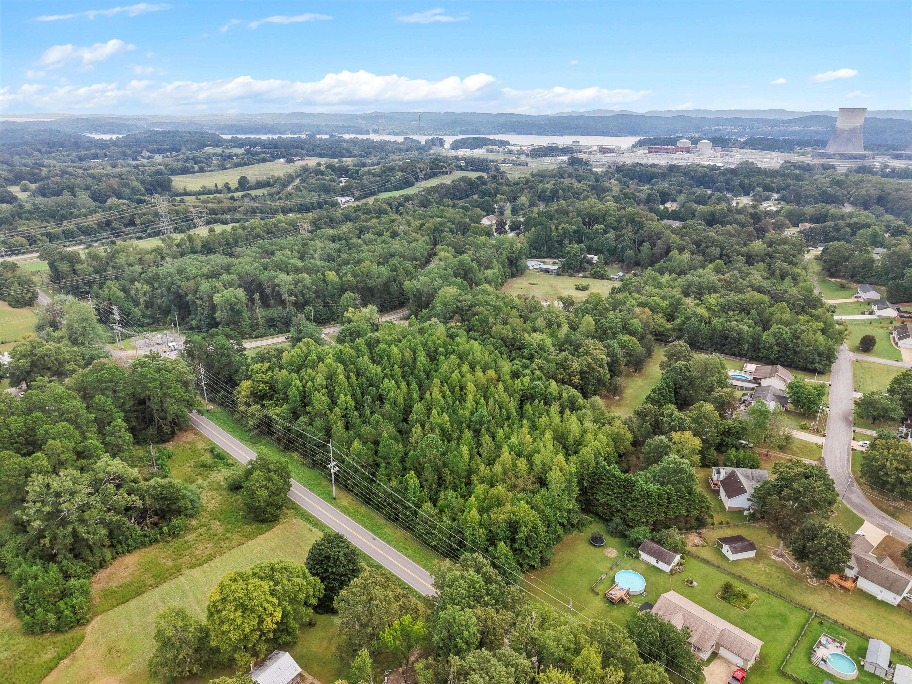 Soddy Daisy, TN 37379,0 Hixson PIKE