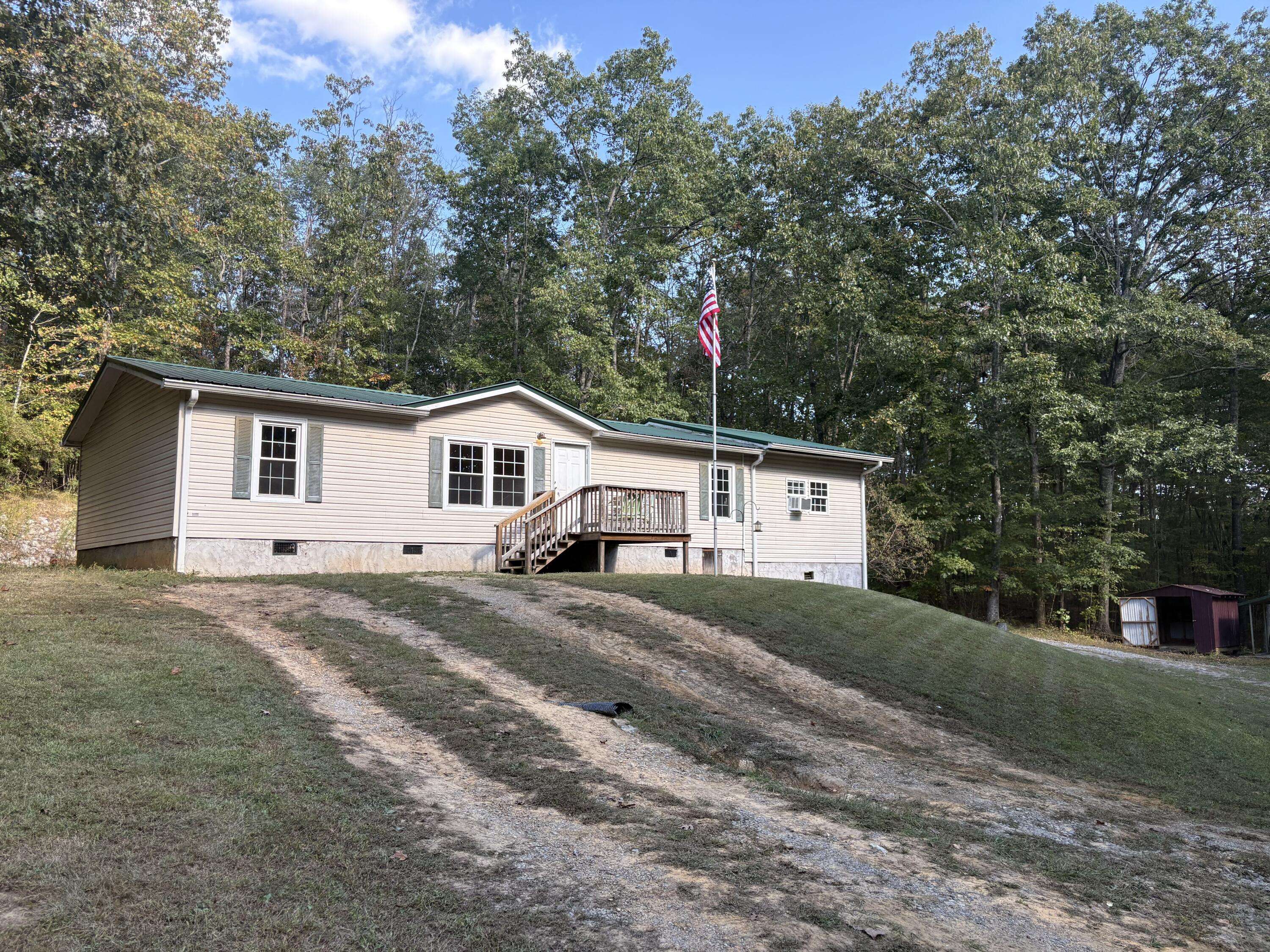 Lookout Mountain, GA 30750,117 Varnell RD