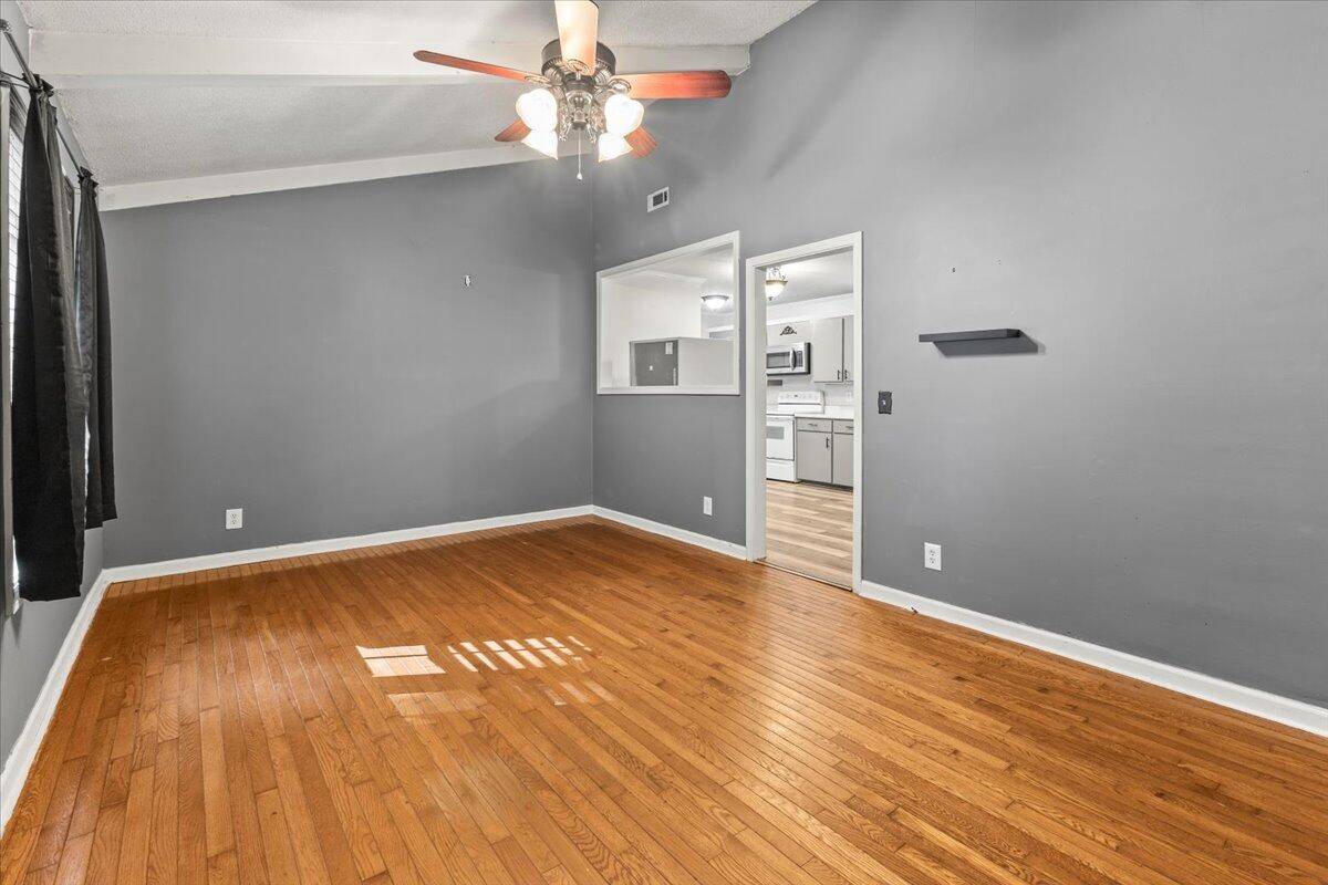 Tunnel Hill, GA 30755,946 Old Cottonwood Mill RD