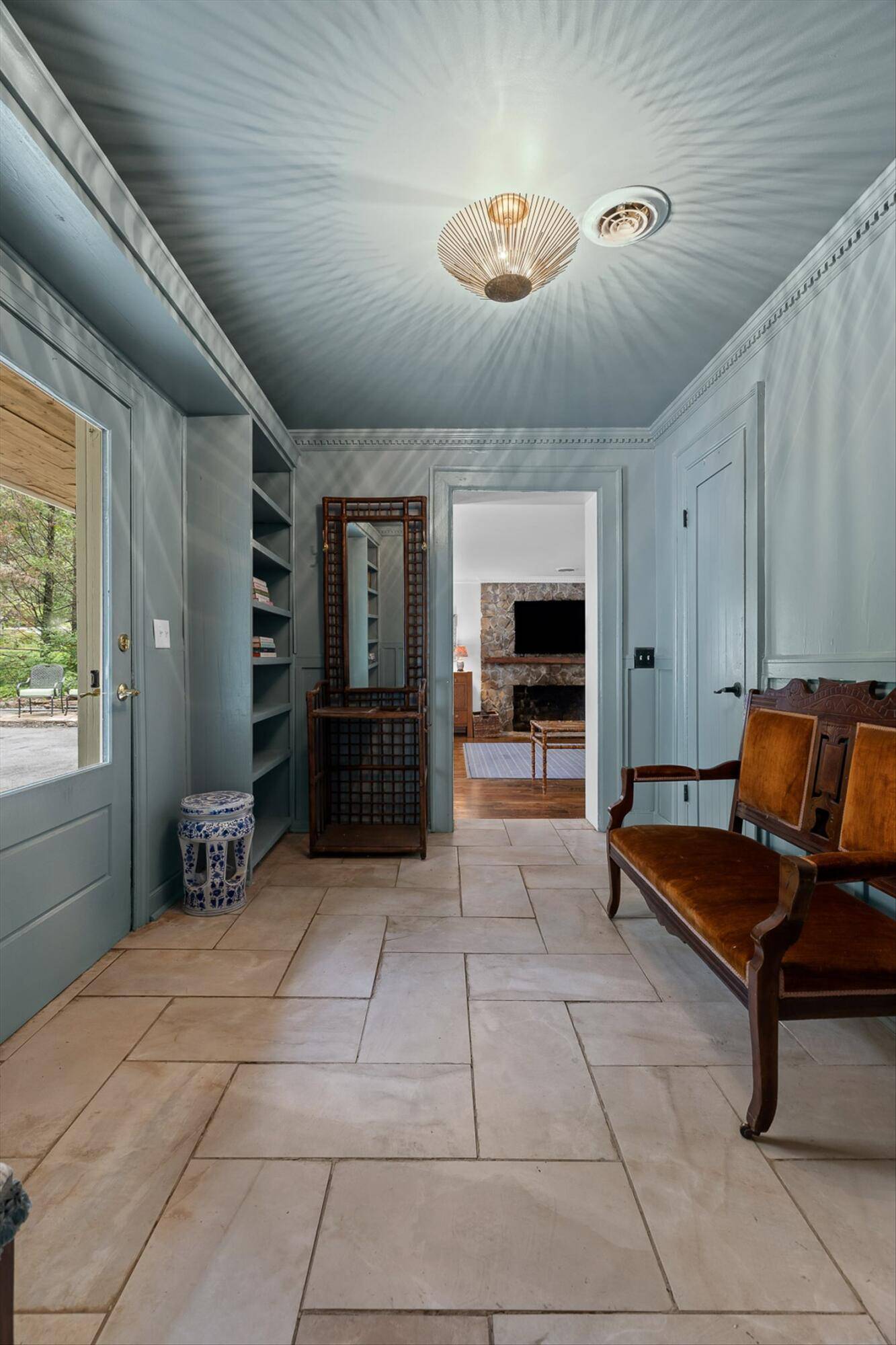 Lookout Mountain, GA 30750,1211 Cinderella RD