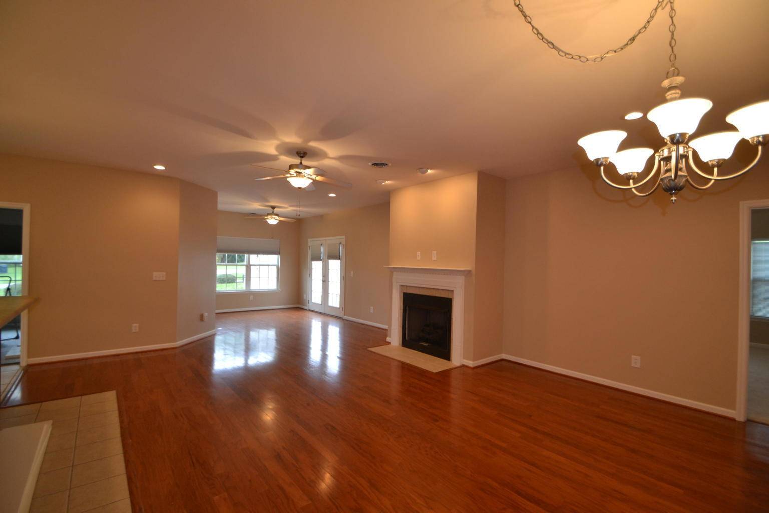 Ooltewah, TN 37363,5688 Hickory ST