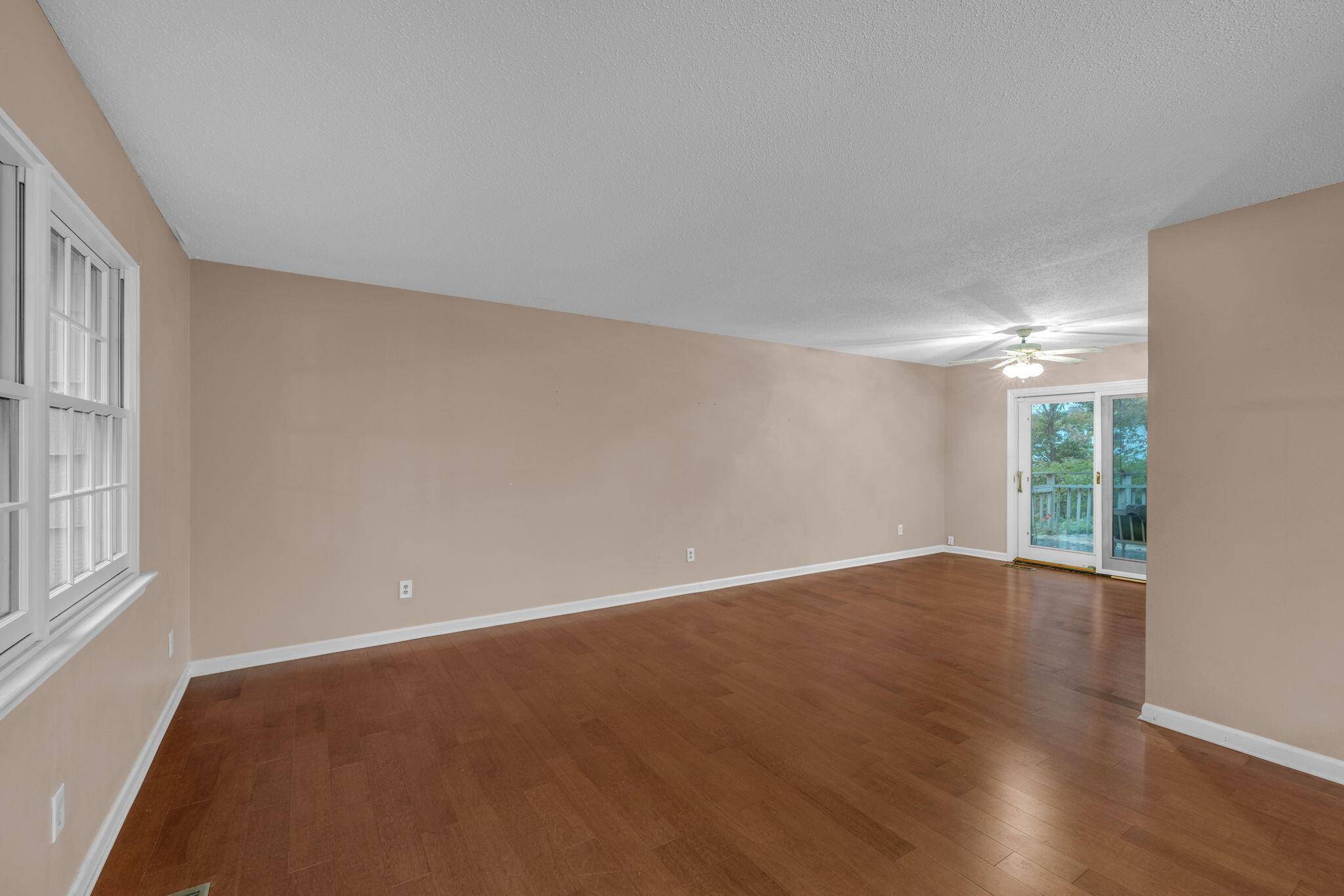 Hixson, TN 37343,7812 Huntington Forest DR