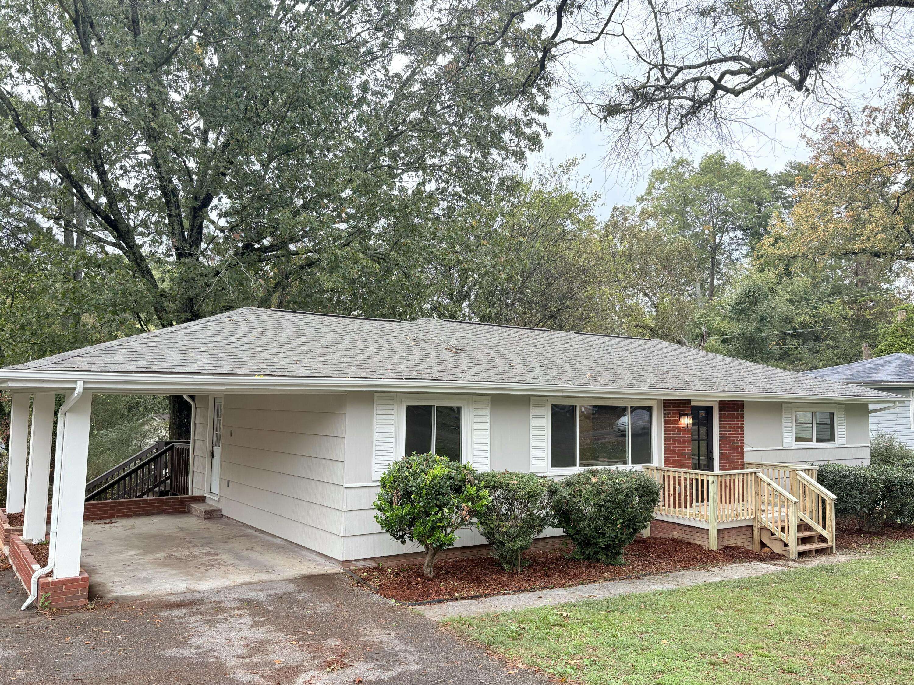 Chattanooga, TN 37415,3906 Forest Highland CIR