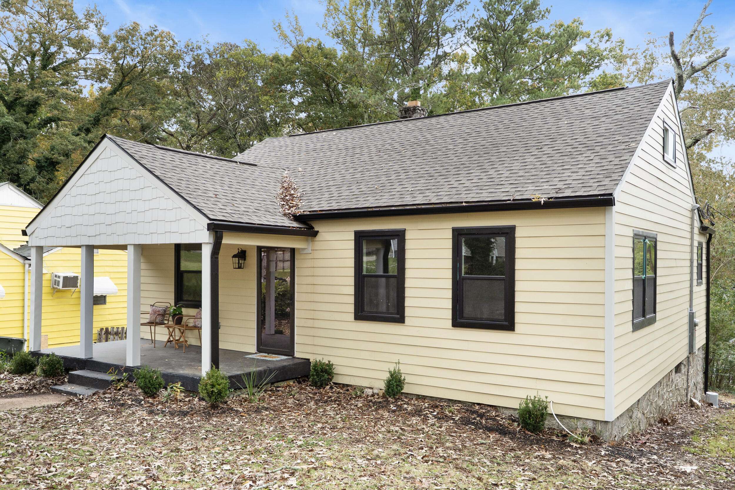 Chattanooga, TN 37406,35 Agnes AVE