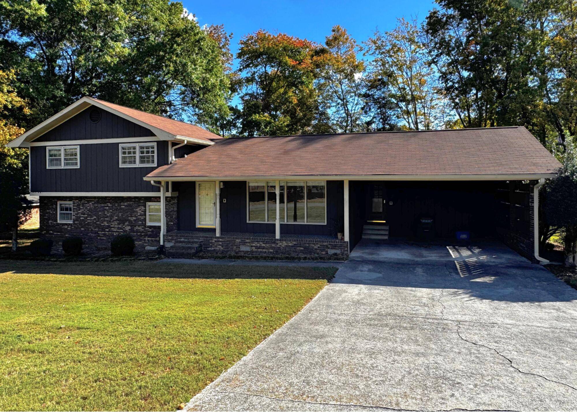 Dalton, GA 30720,1903 Valley Ln LN