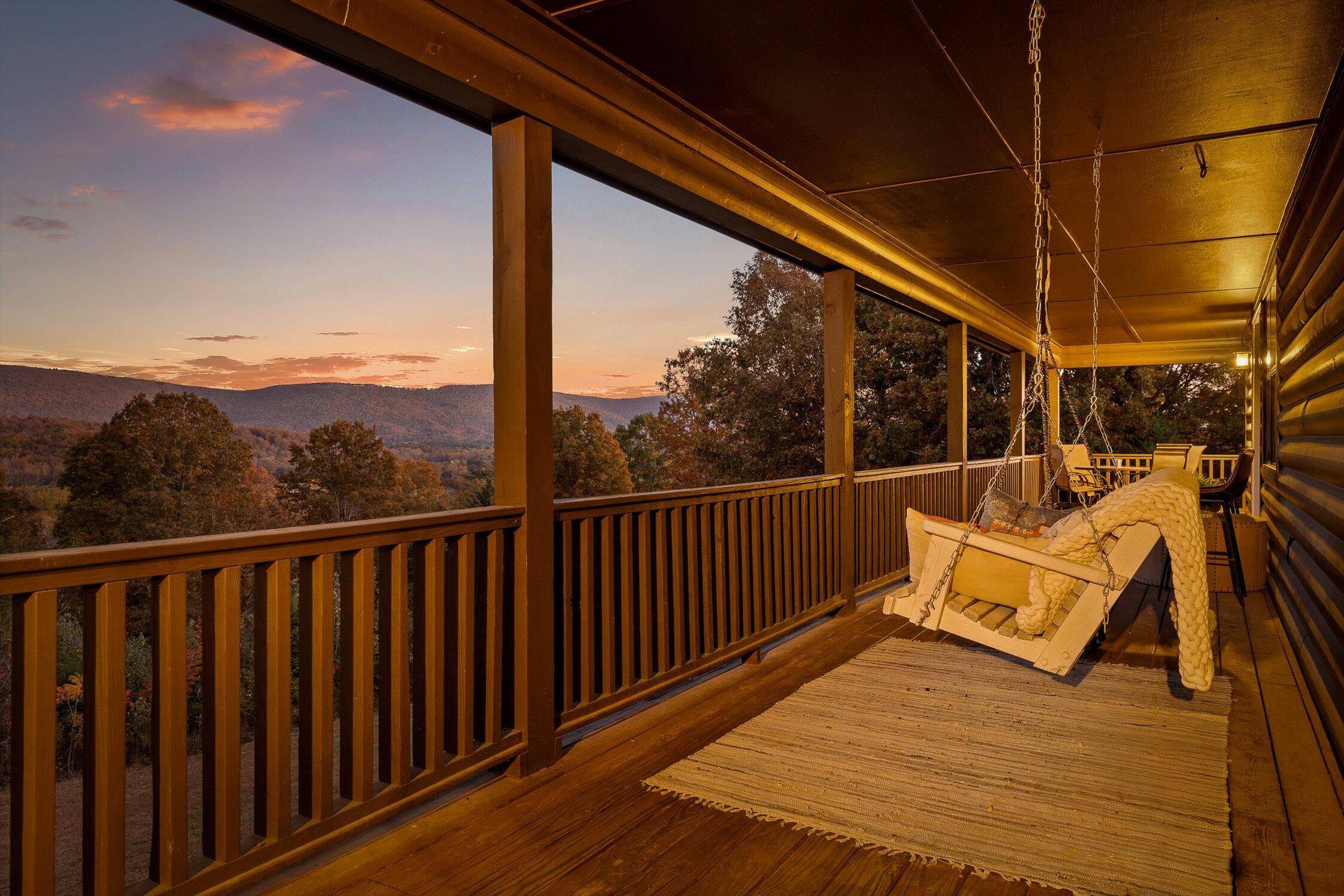 Dunlap, TN 37327,335 Fox Wood LN