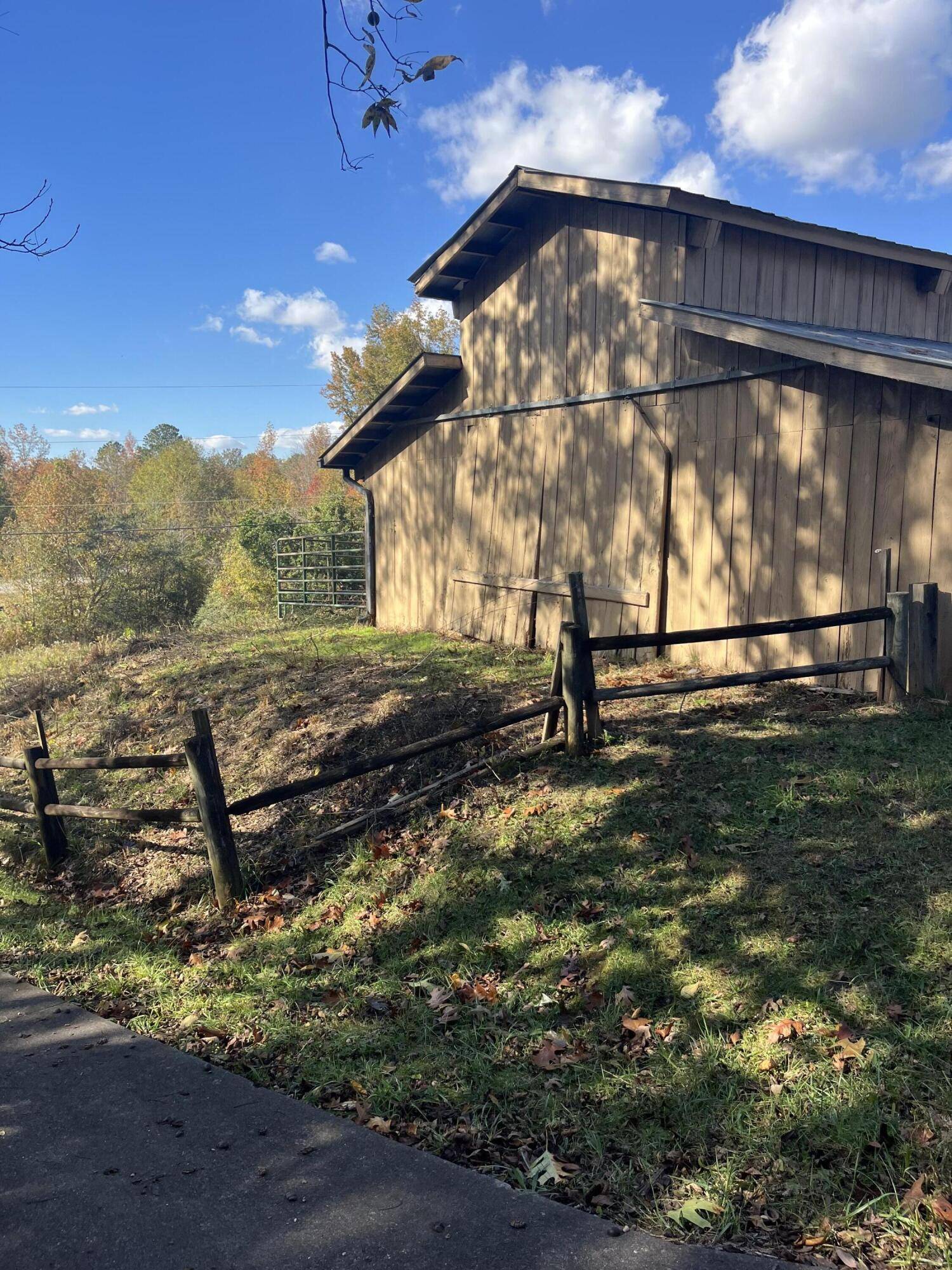 Chatsworth, GA 30705,5894 Highway 411 S