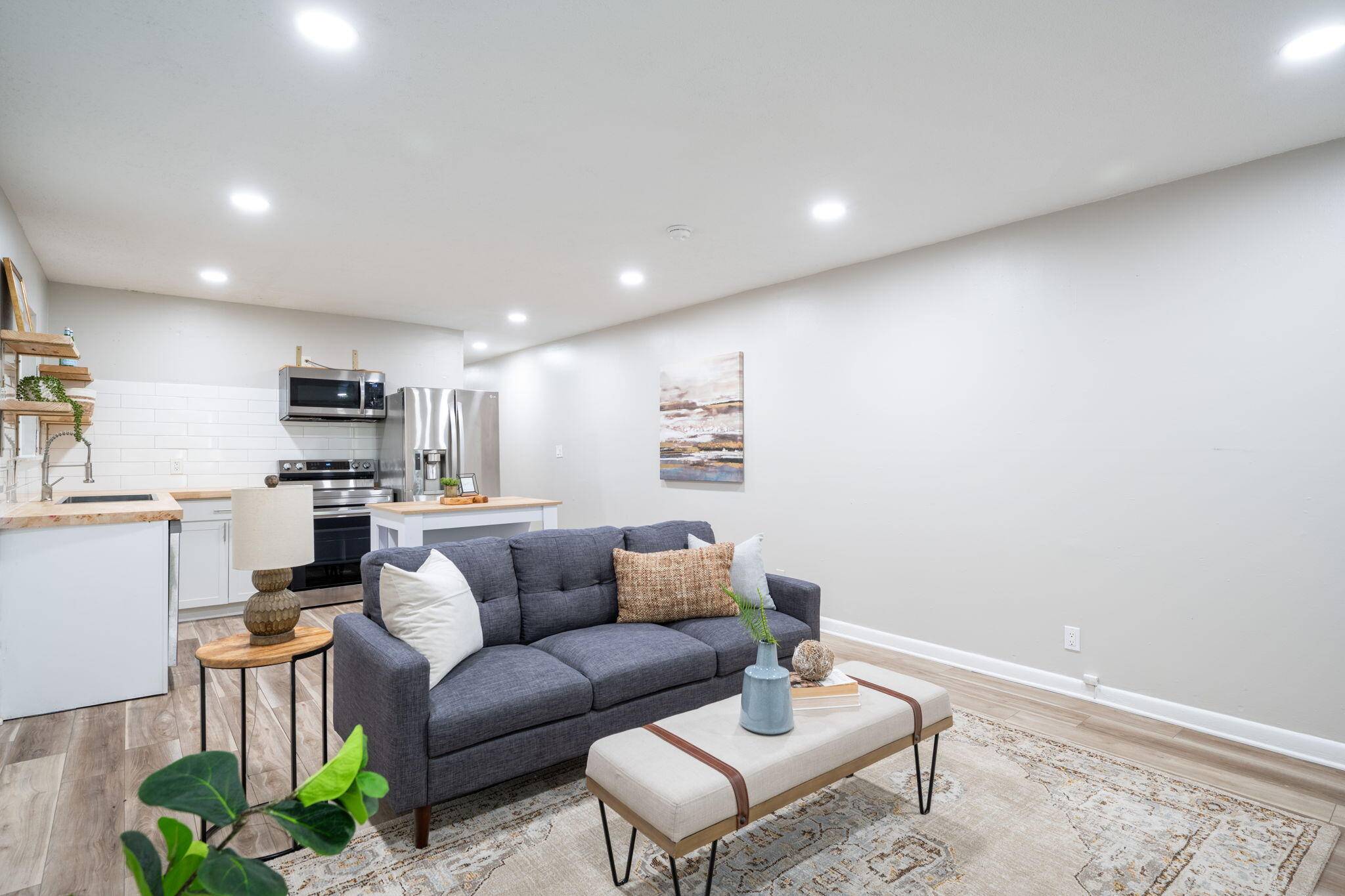 Chattanooga, TN 37411,392 Booth RD