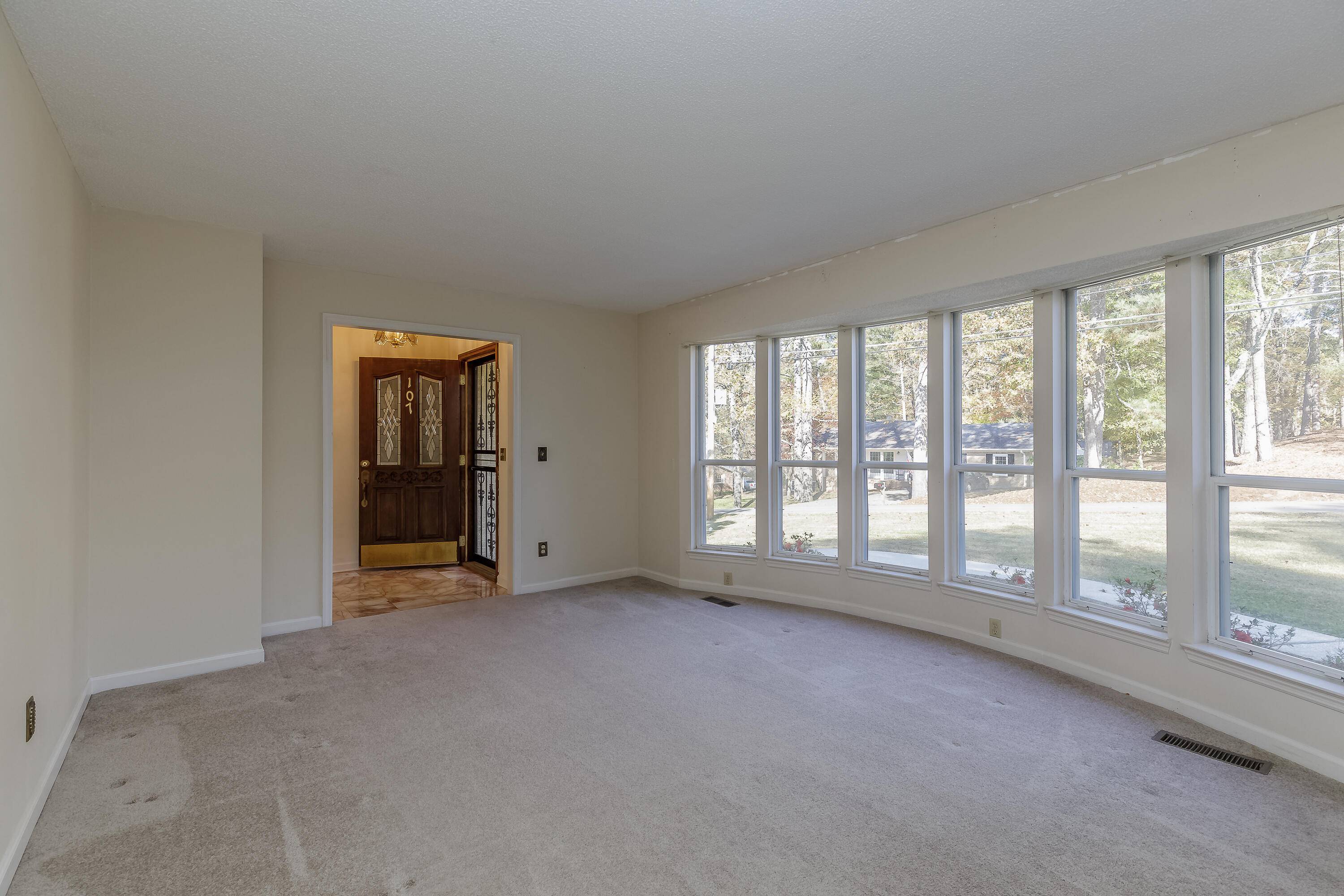 Lafayette, GA 30728,107 Dogwood CIR