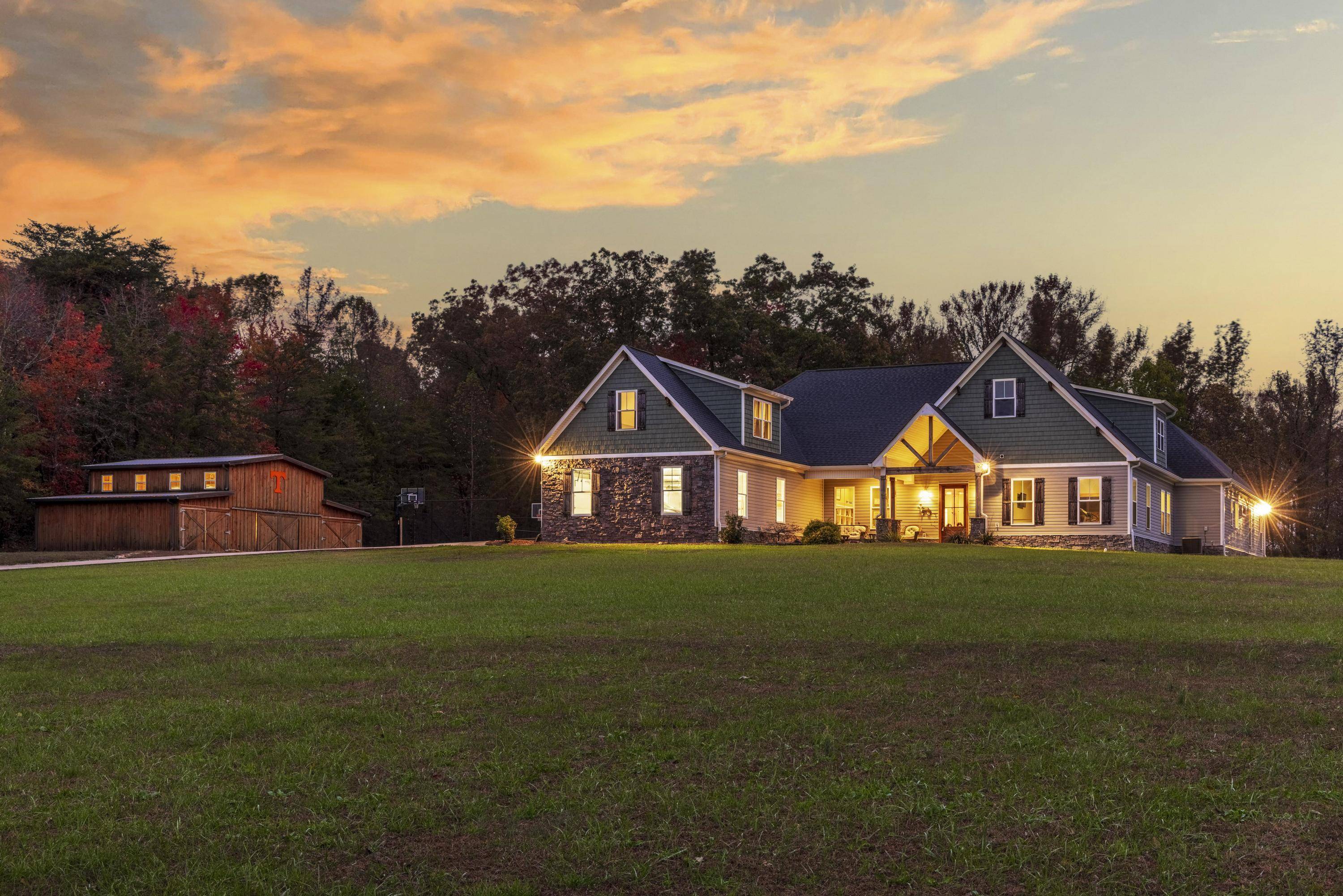 Soddy Daisy, TN 37379,2419 Welch RD