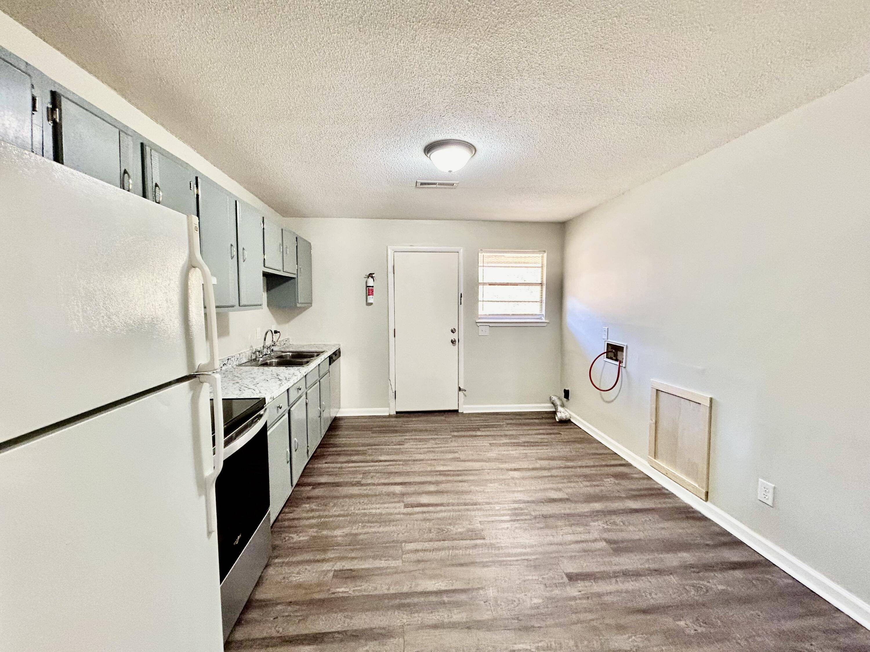 Chattanooga, TN 37416,4053/4055 Teakwood DR