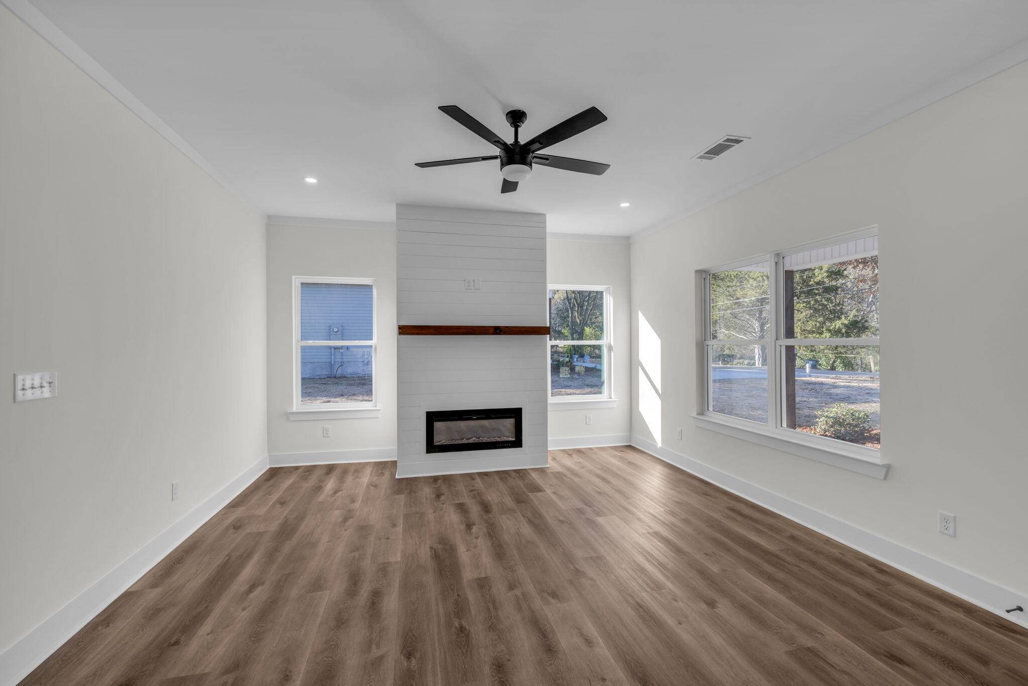 Chattanooga, TN 37406,4030 Meadow LN