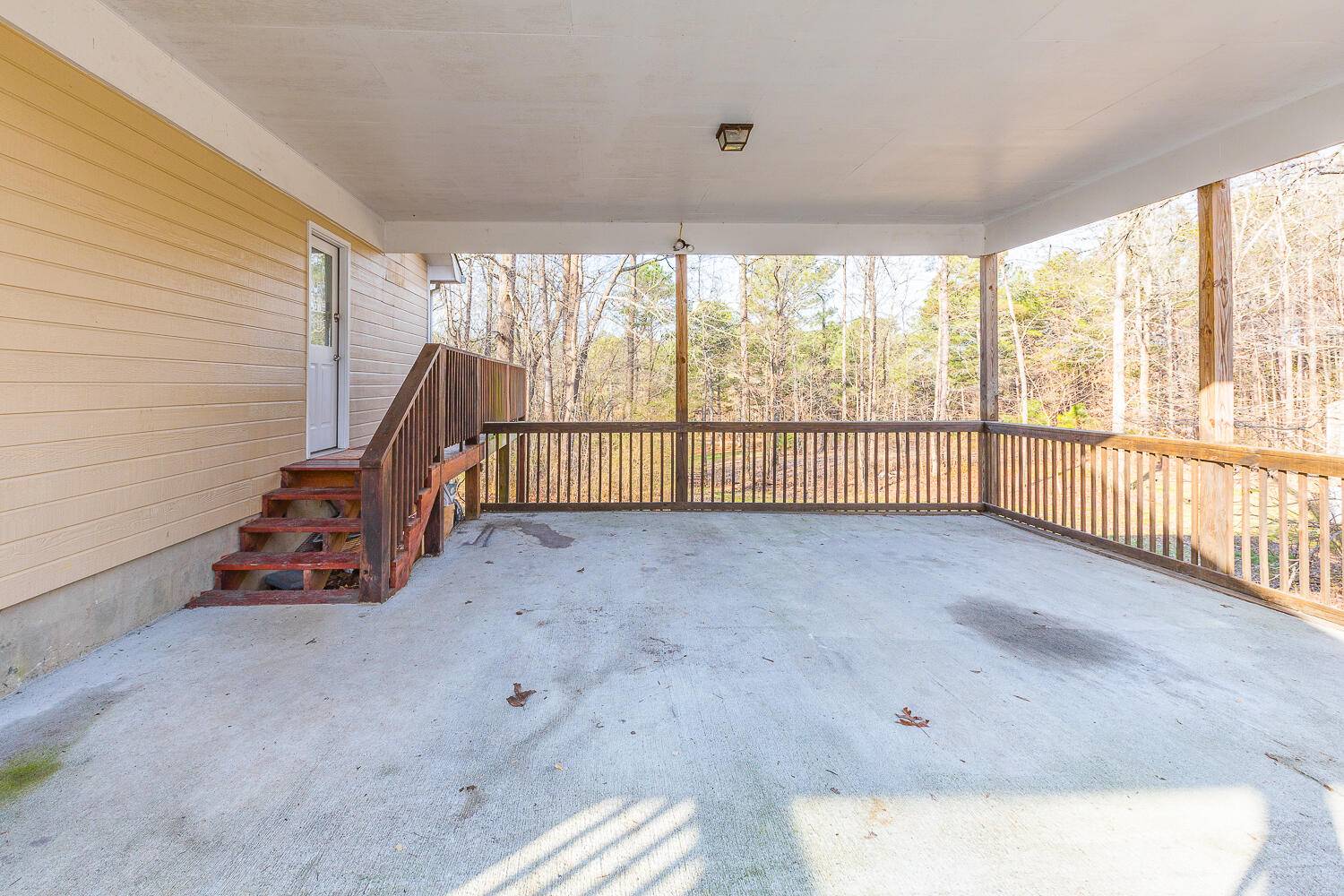 Chatsworth, GA 30705,237 Windmill DR