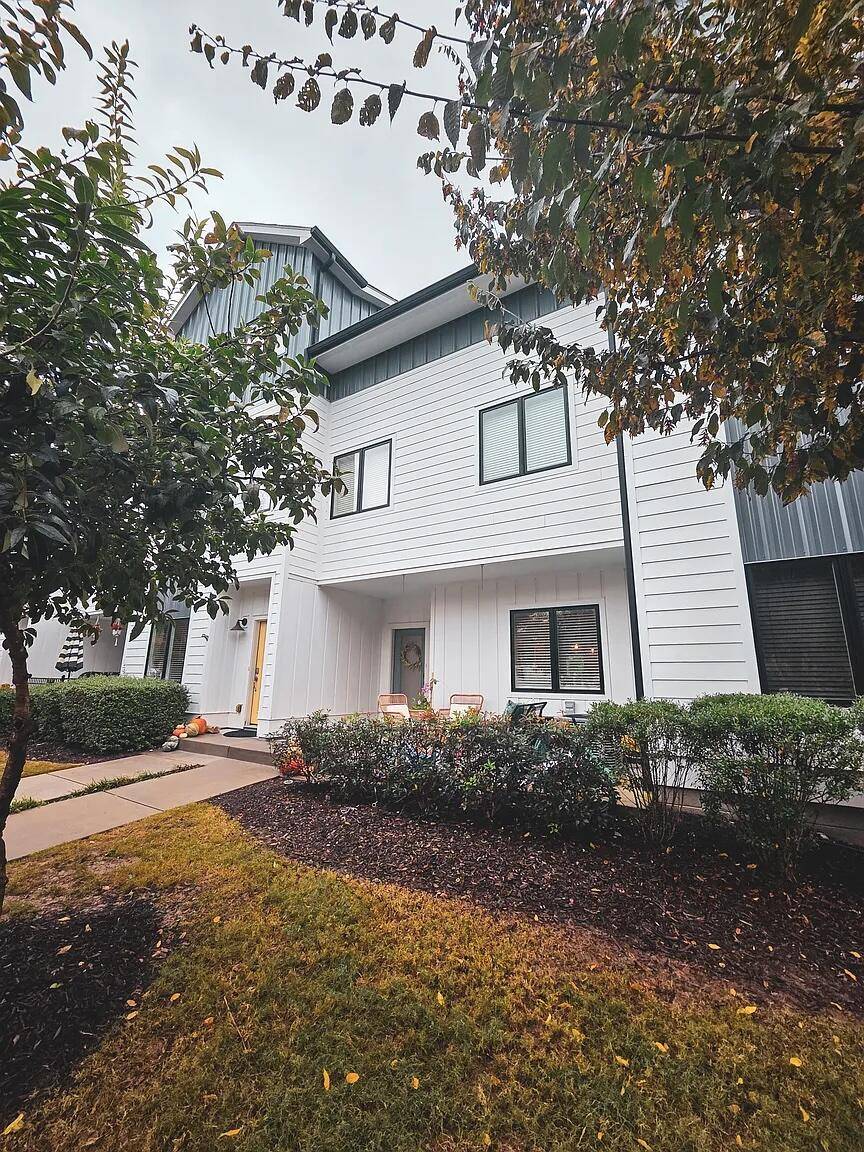 Chattanooga, TN 37408,3125 Saint Elmo AVE