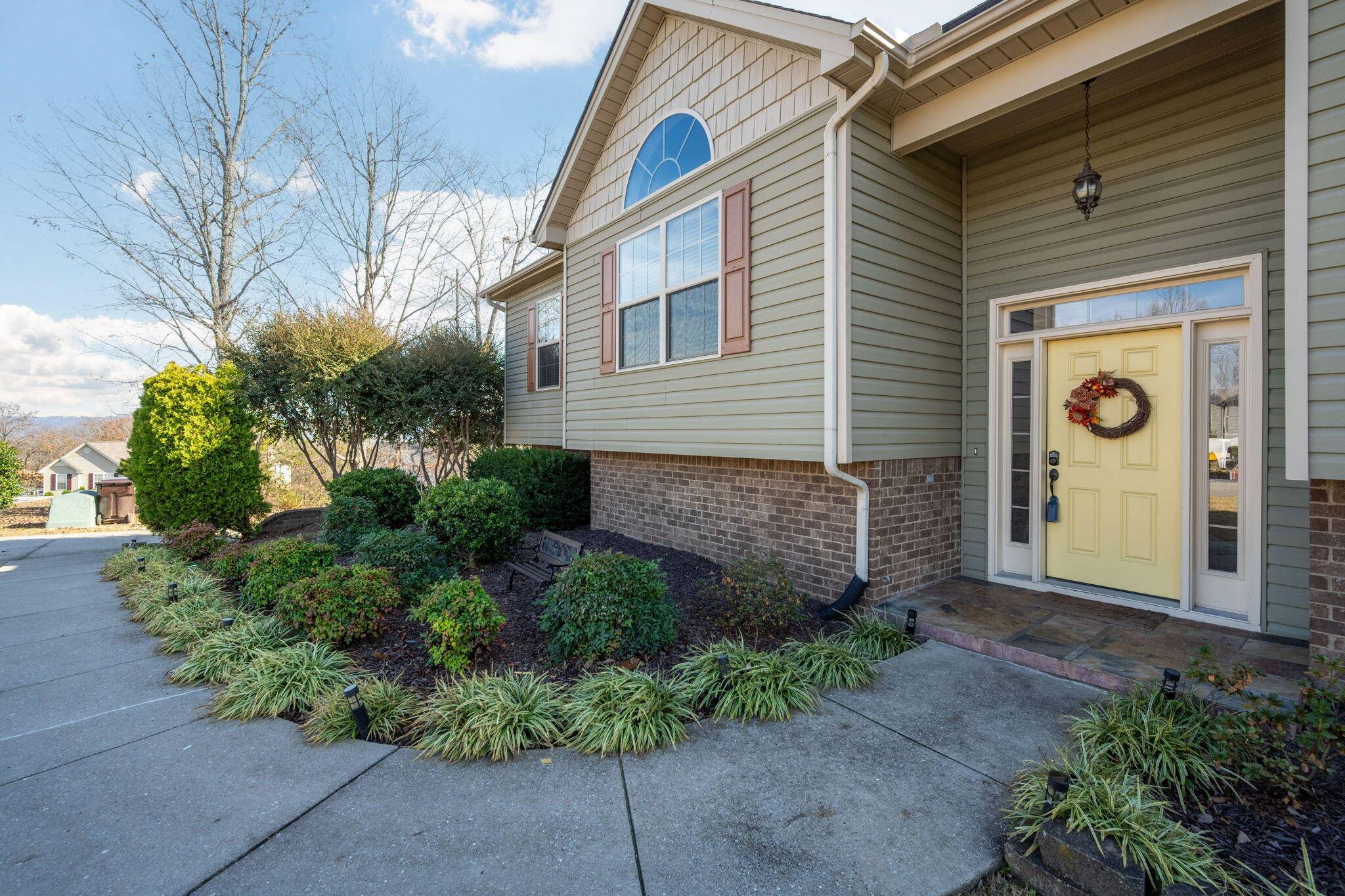 Ooltewah, TN 37363,7356 Landlock DR