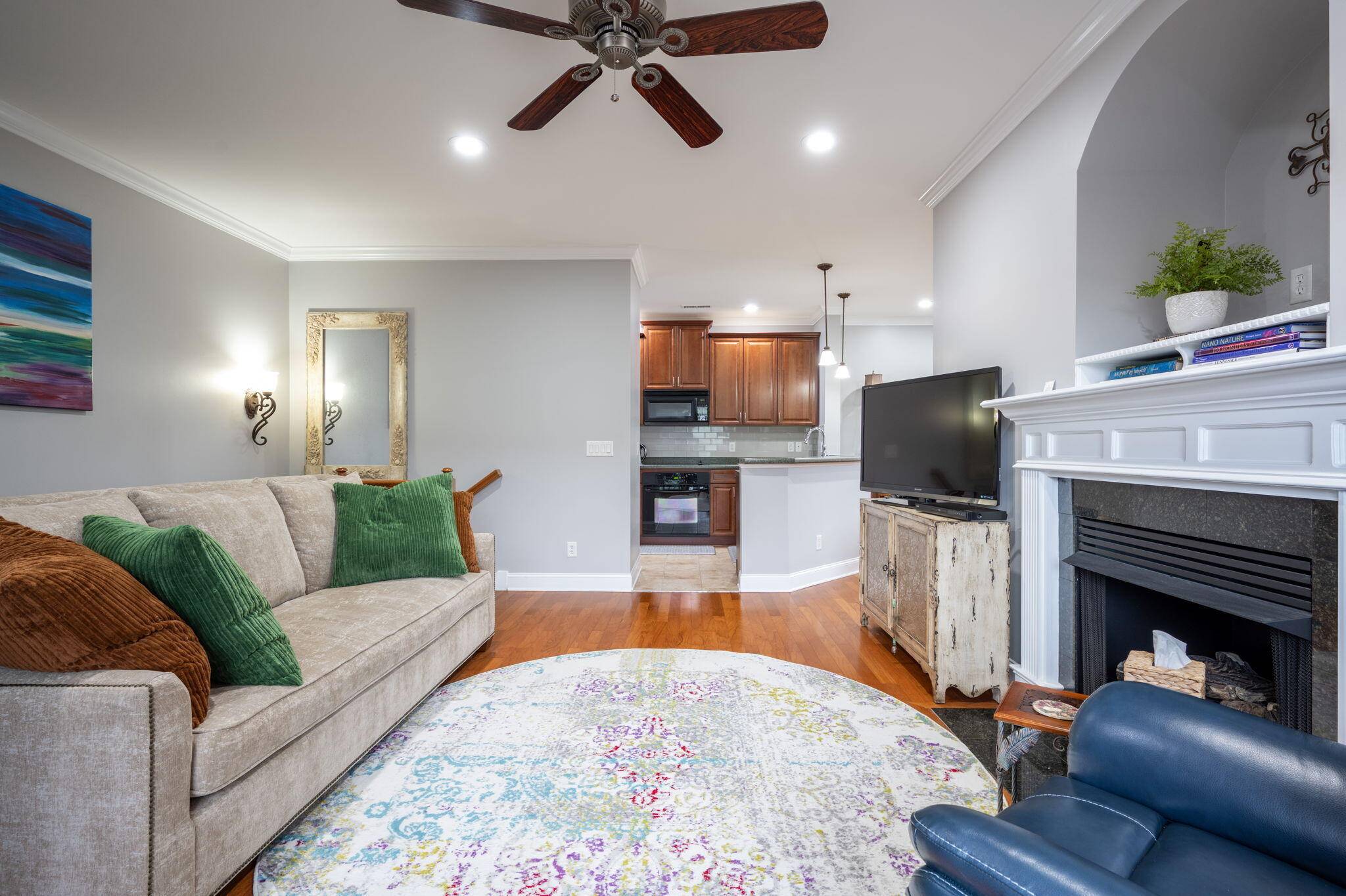 Chattanooga, TN 37419,606 Renaissance CT