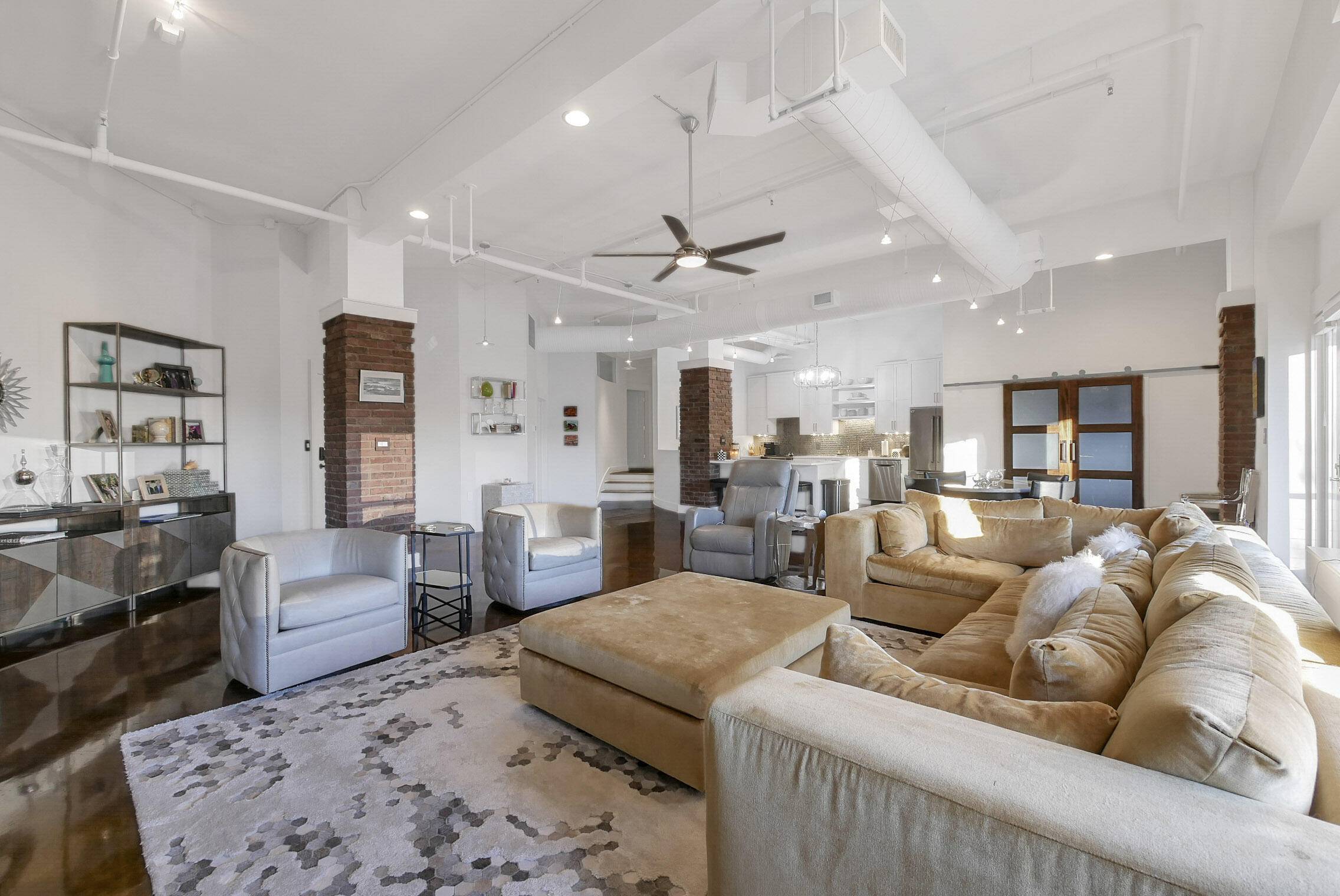 Chattanooga, TN 37402,800 Market ST