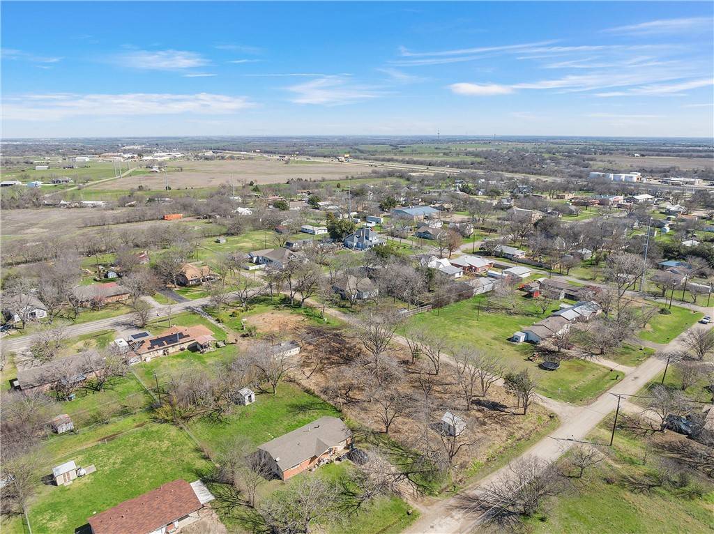 Eddy, TX 76524,701 3rd ST