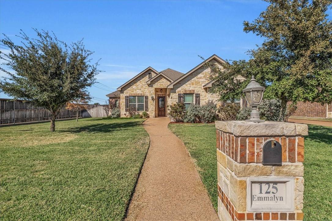 Hewitt, TX 76643,125 Emmalyn DR