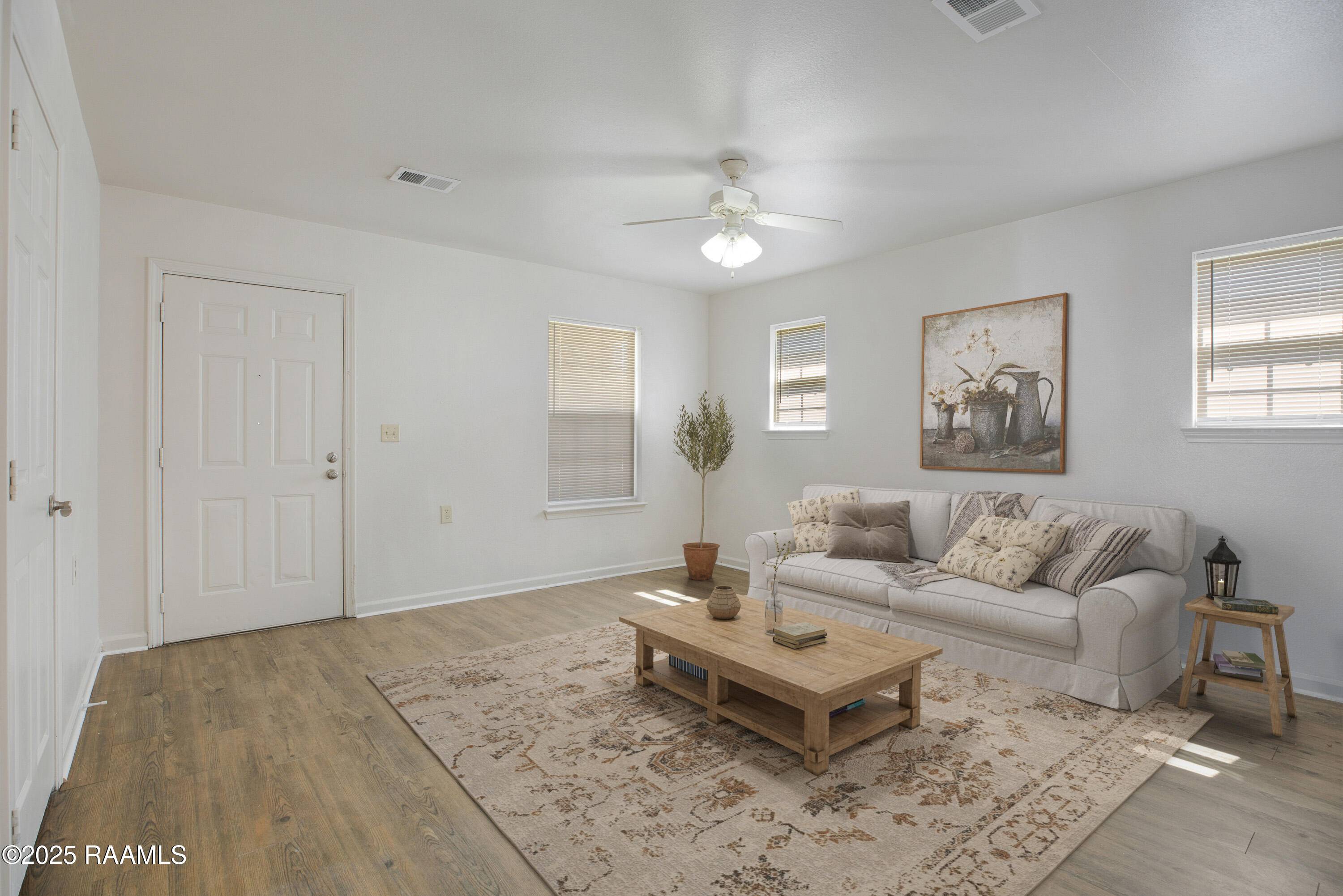 New Iberia, LA 70560,1211 Lombard ST