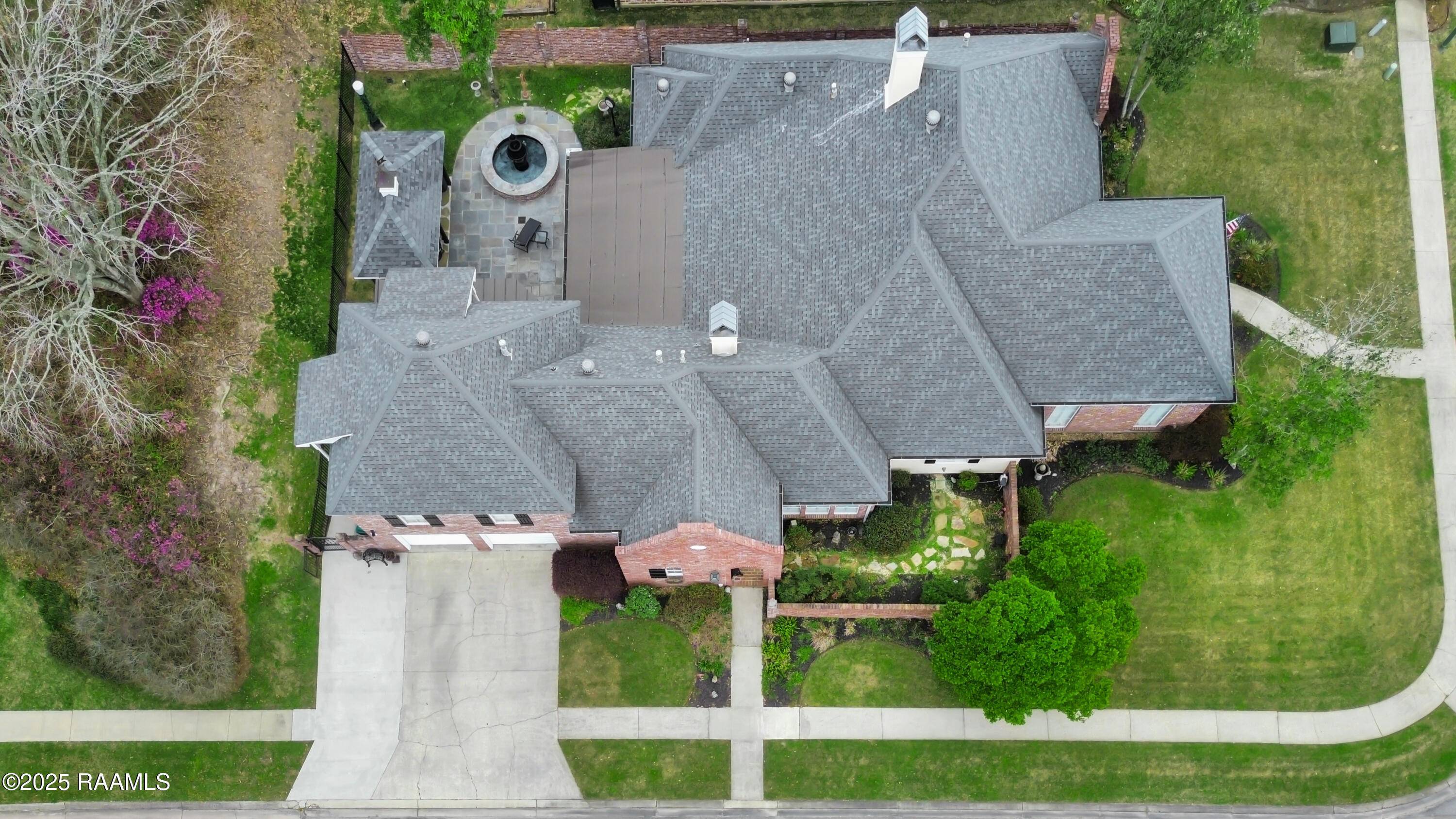 Lafayette, LA 70503,101 Plainfield CIR