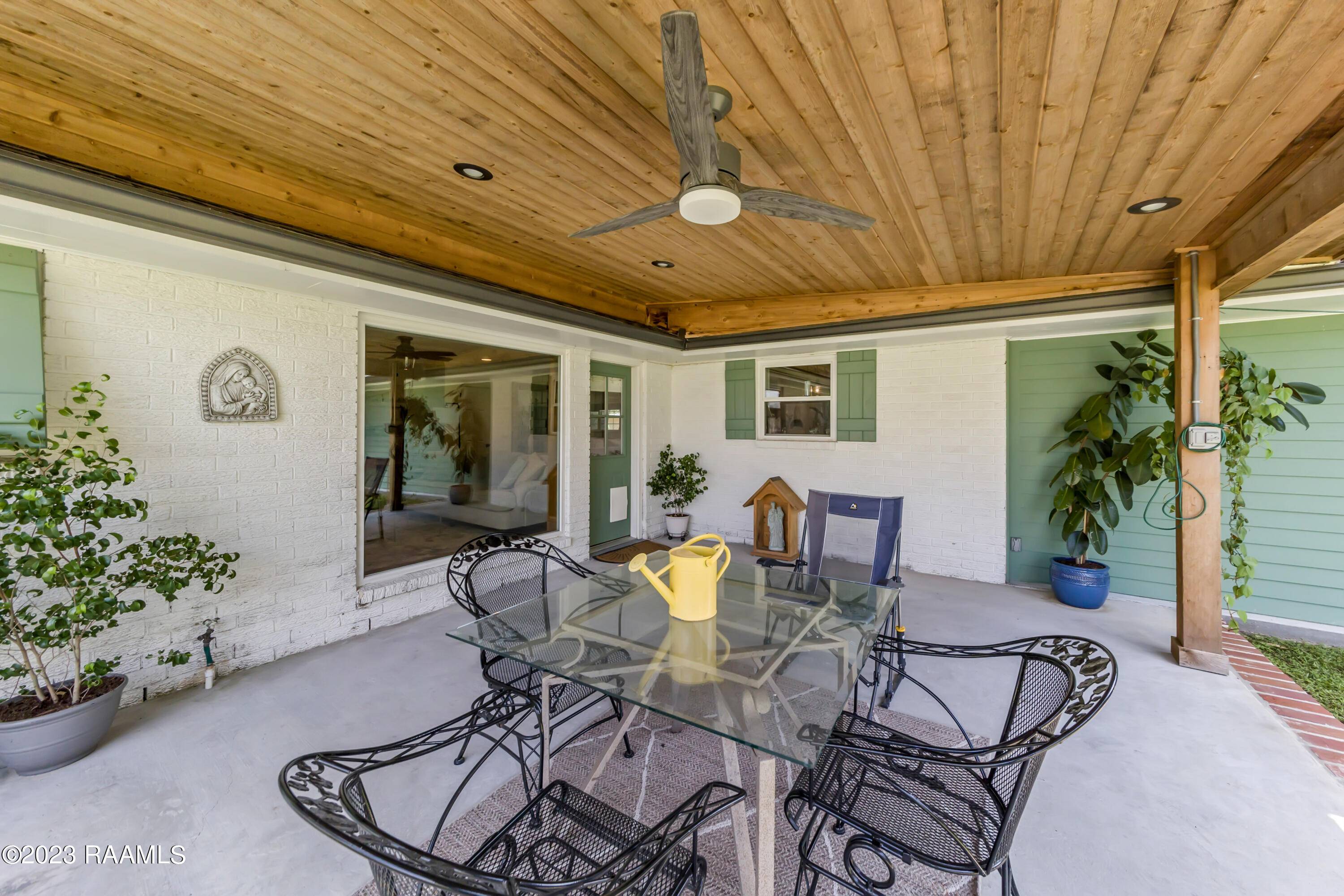 Lafayette, LA 70508,124 S Locksley DR