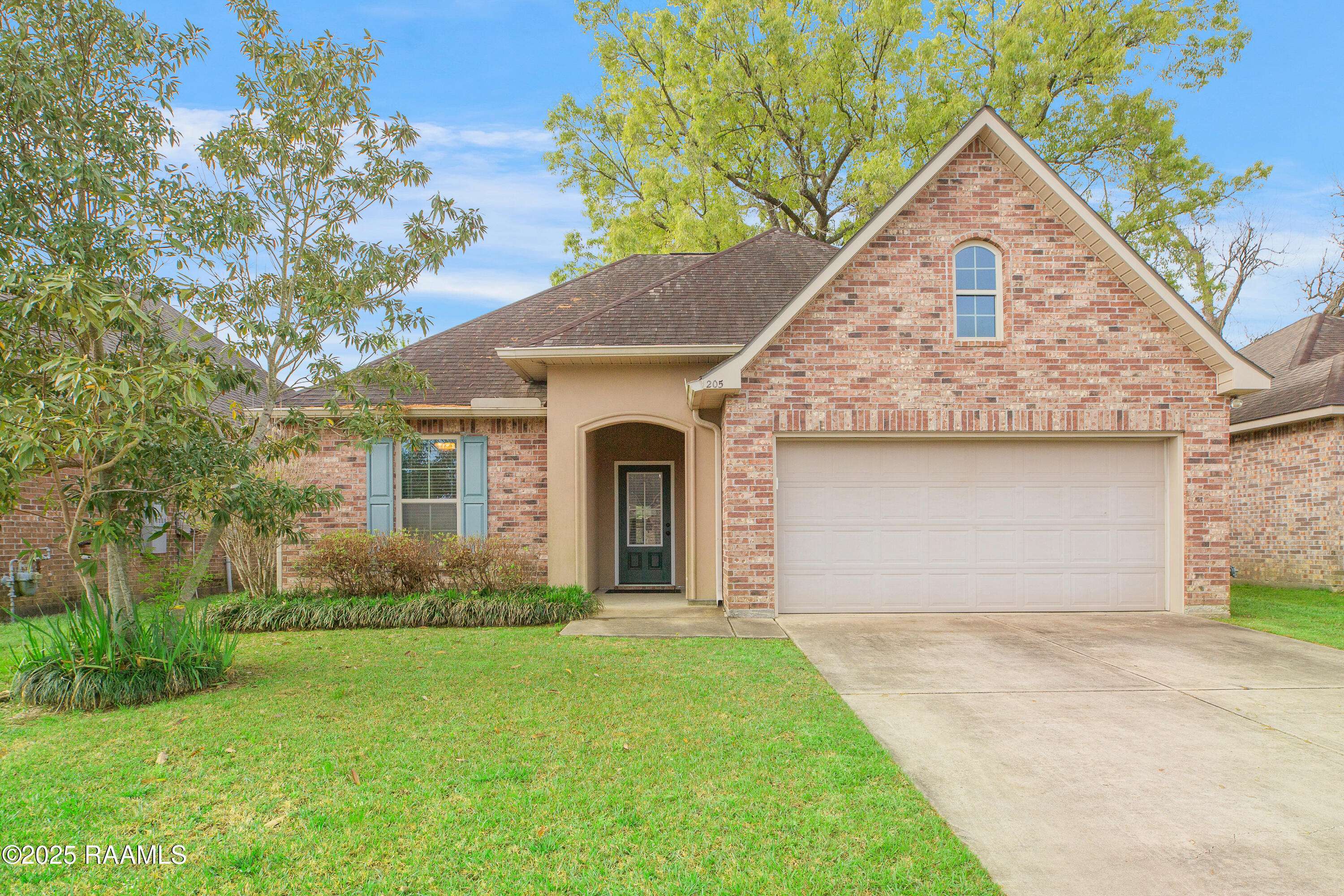Lafayette, LA 70507,205 Moss Bluff DR