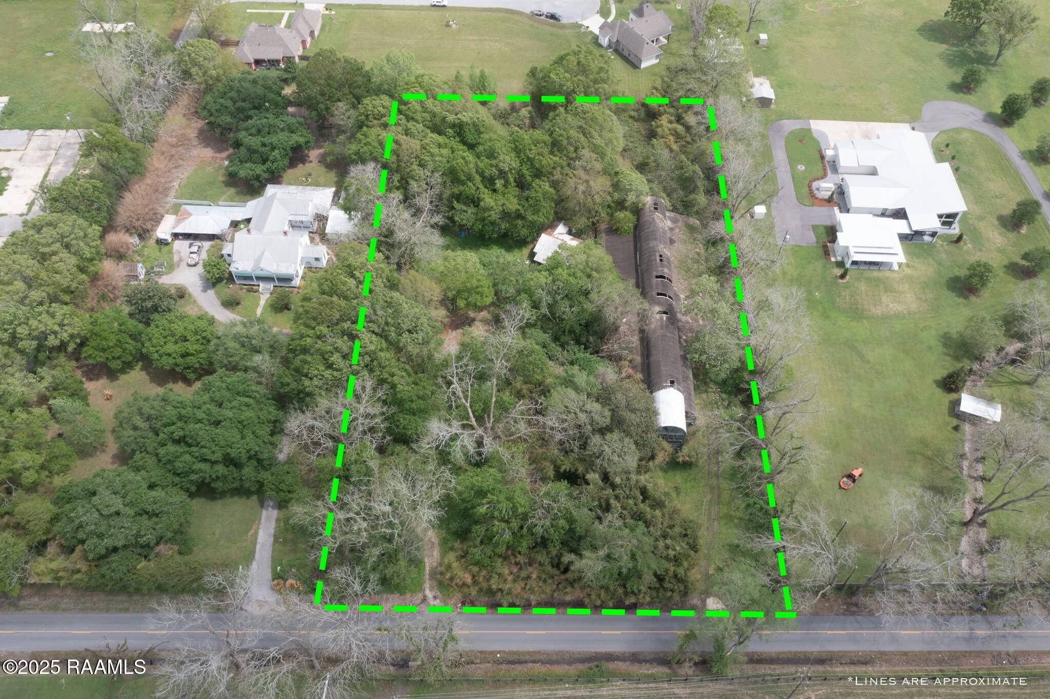 Lafayette, LA 70507,4834 Moss ST