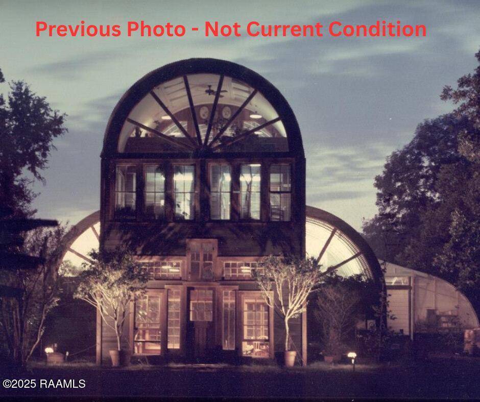 Lafayette, LA 70507,4834 Moss ST