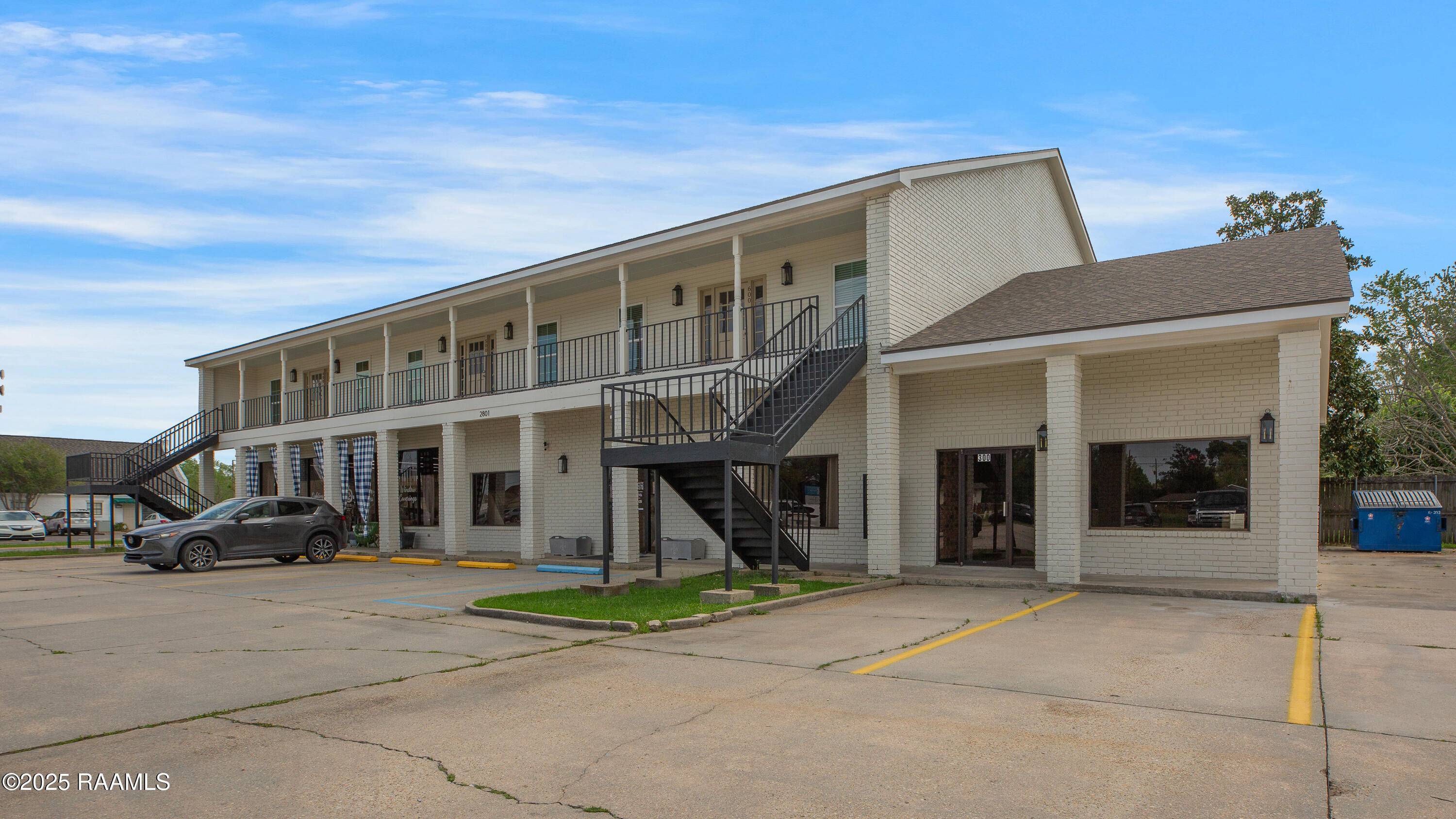 Lafayette, LA 70508,2801 Kaliste Saloom RD