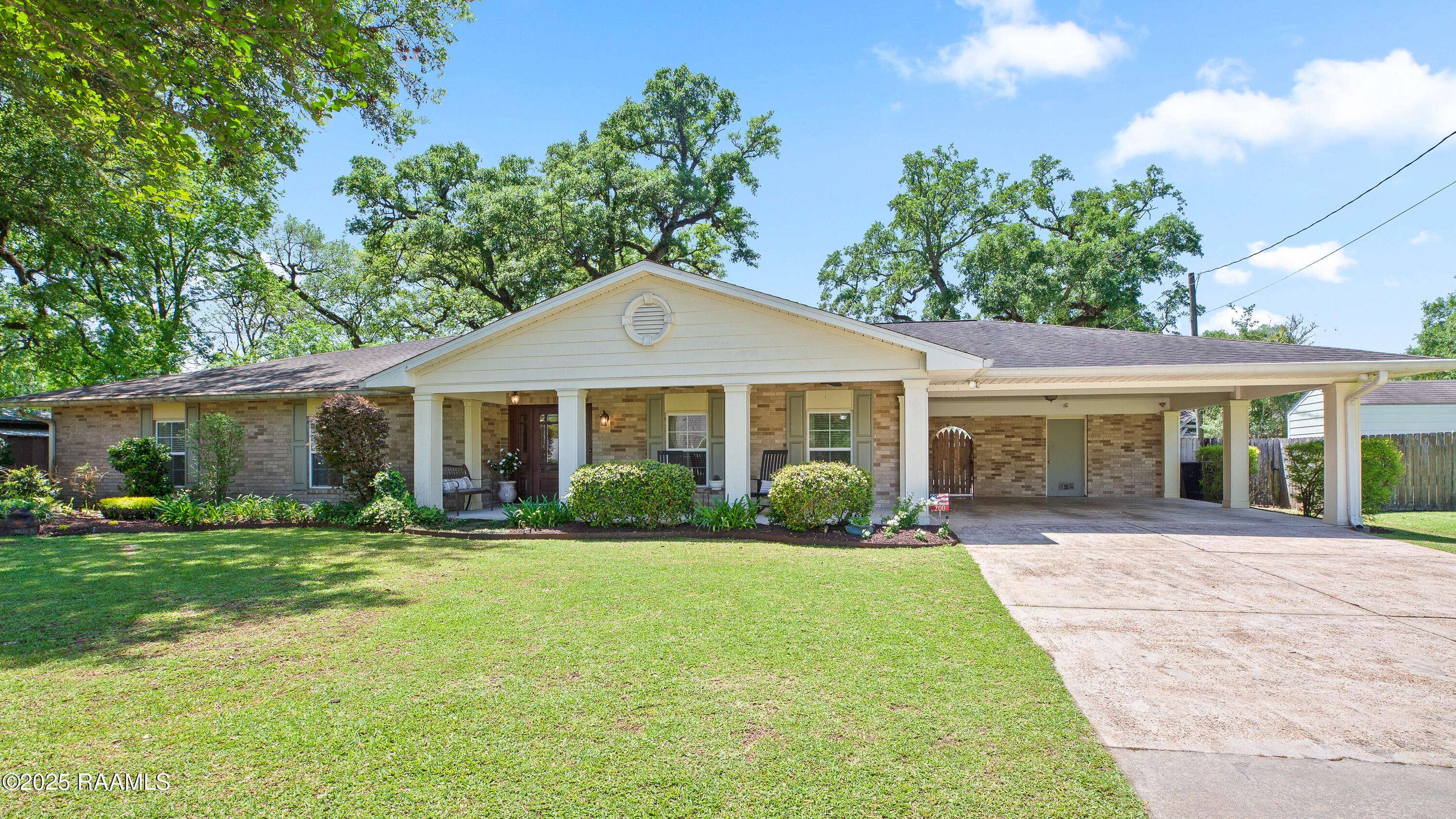 Jeanerette, LA 70544,200 Sandager AVE