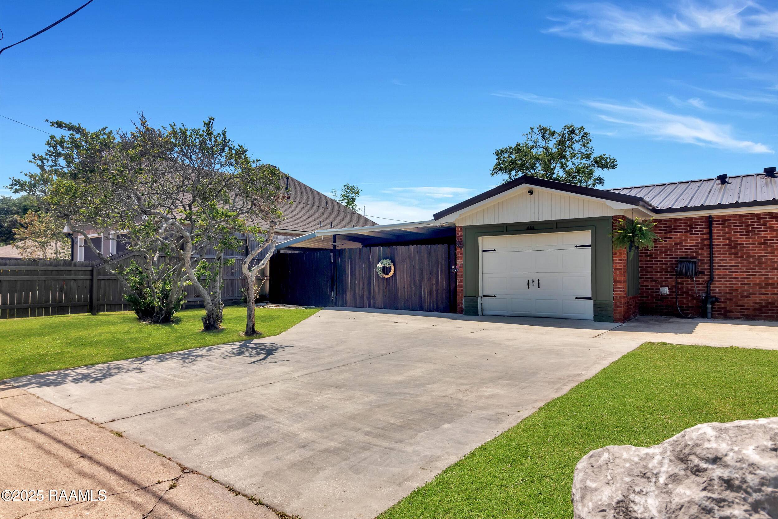 Lafayette, LA 70506,411 Churchill DR