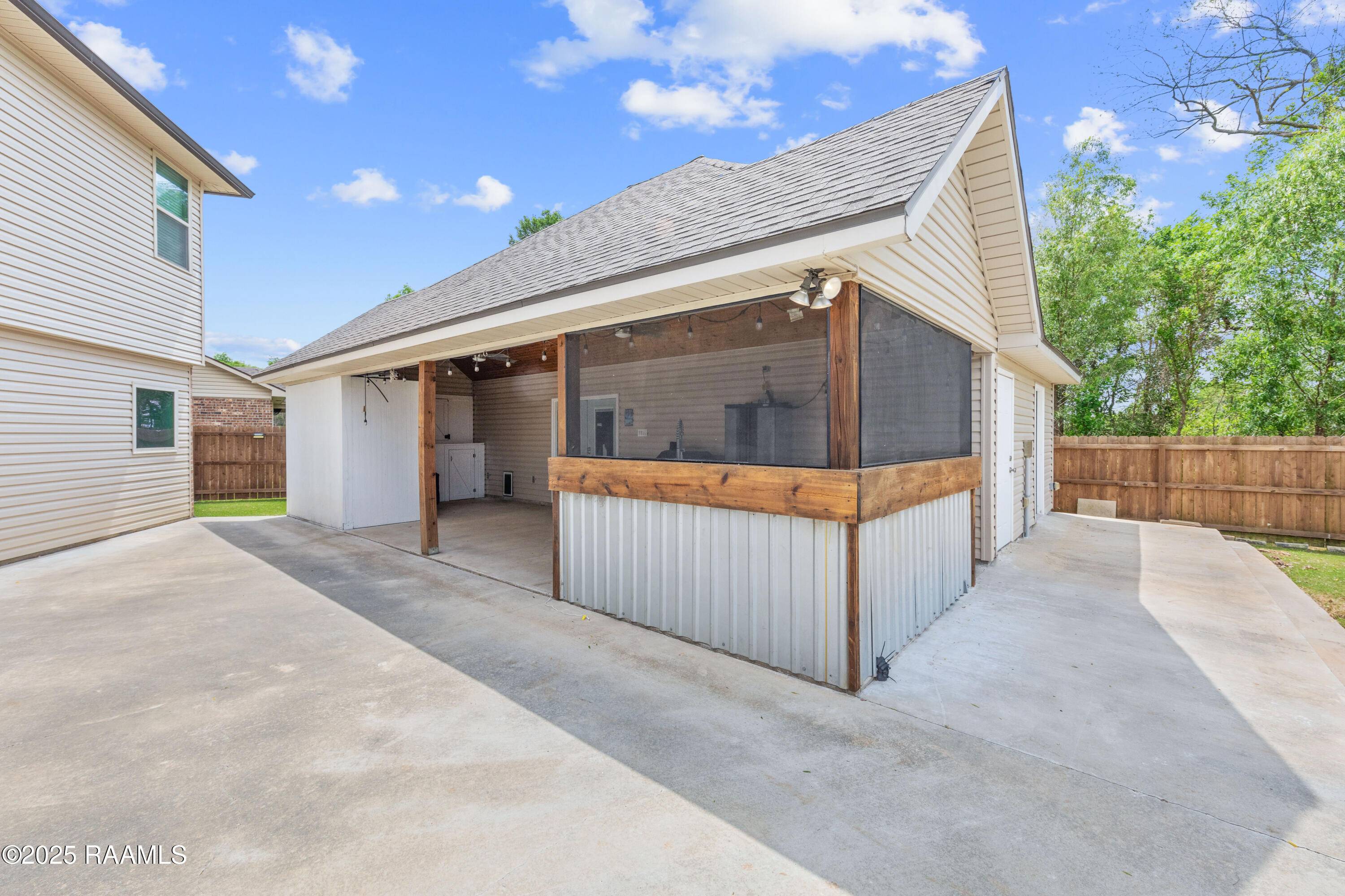 Youngsville, LA 70592,218 Caldwell Sugar RD