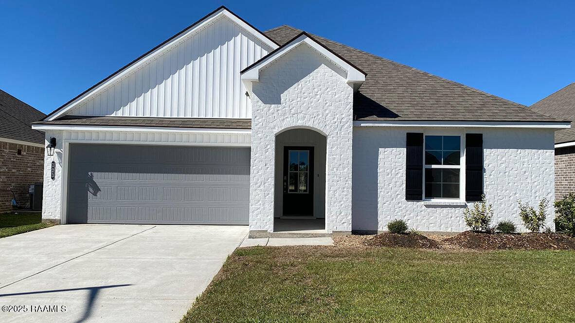 Broussard, LA 70518,123 Lake Ridge DR