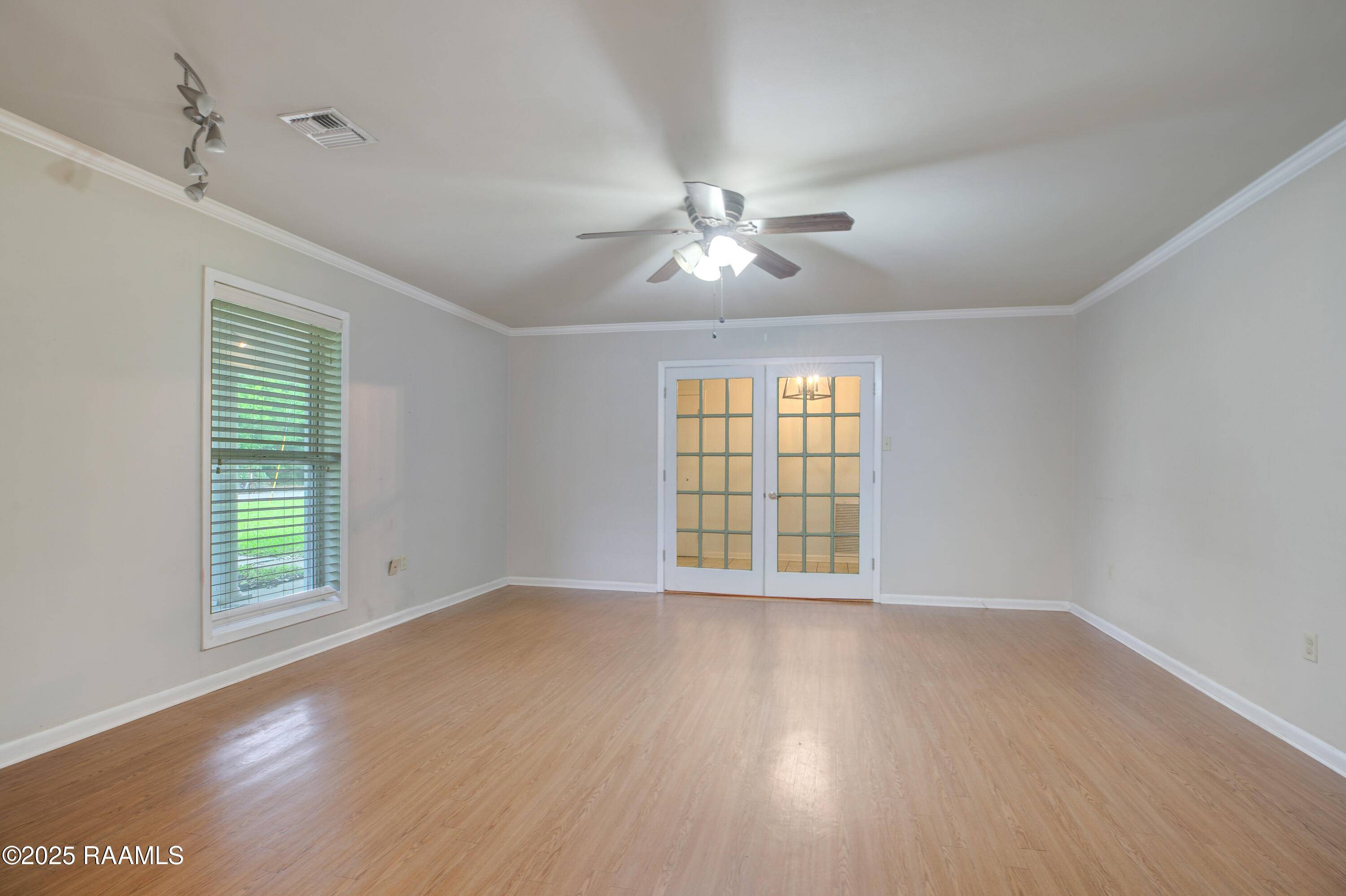New Iberia, LA 70560,1621 Elm ST