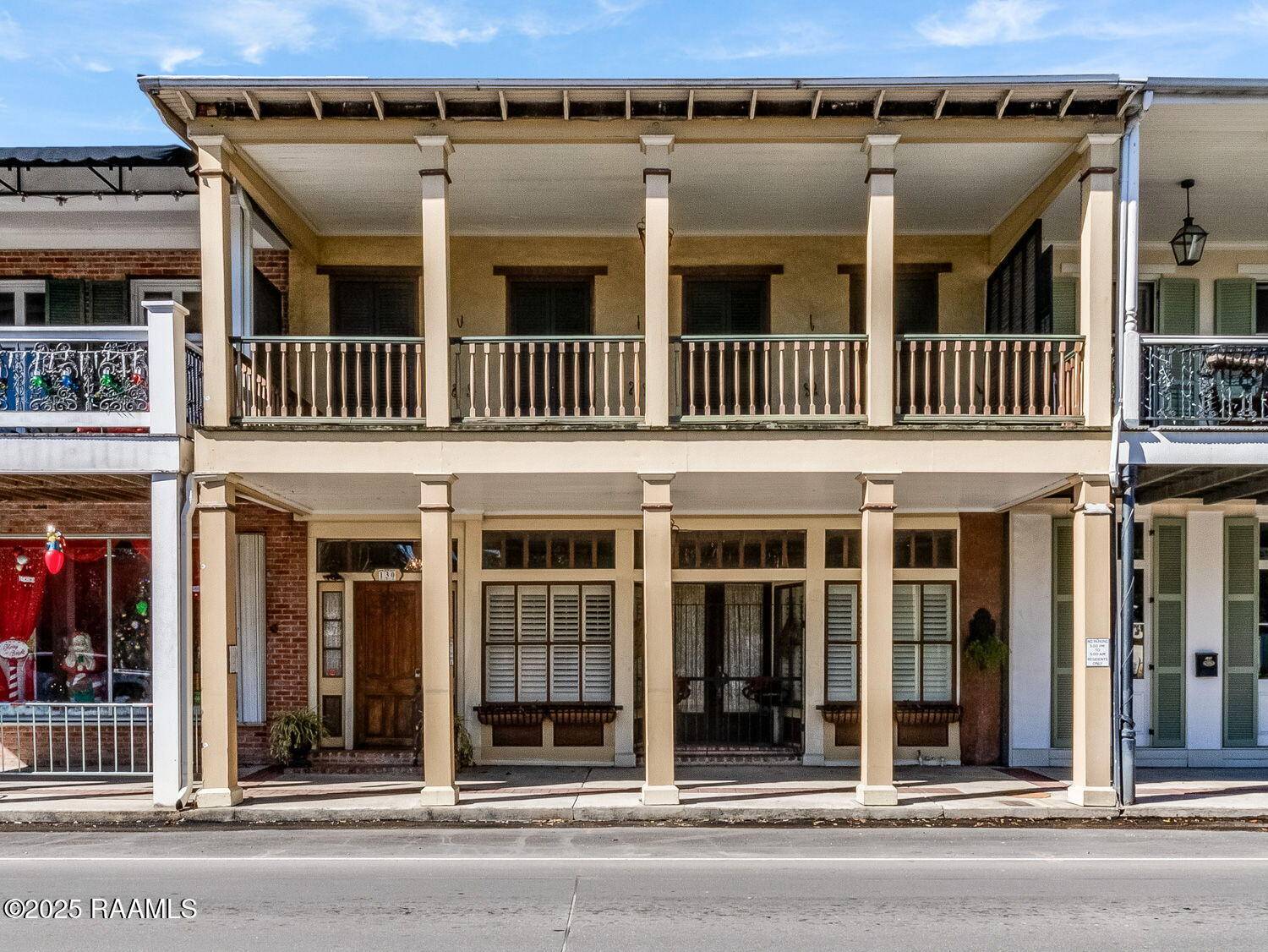 St. Martinville, LA 70582,130 S Main ST
